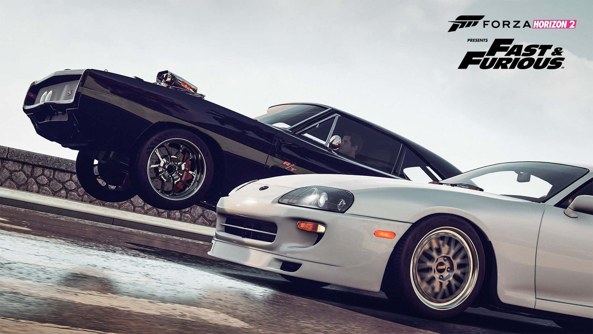 Toyota Supra Mk4 桌布 壁紙 — 兩輛高性能汽車在潮濕的道路上空中相撞，戲劇性的電影特技場景。