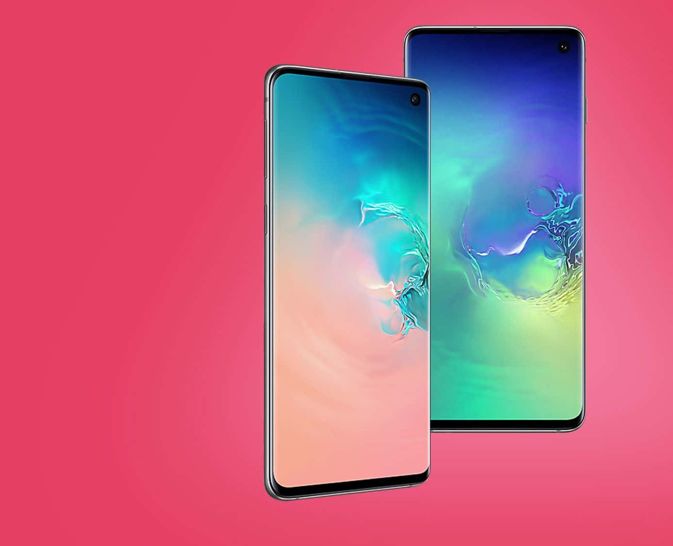 Galaxy S10 桌布 壁紙 — 兩部時尚智慧型手機在純粉色背景上展示鮮豔的水花桌布。