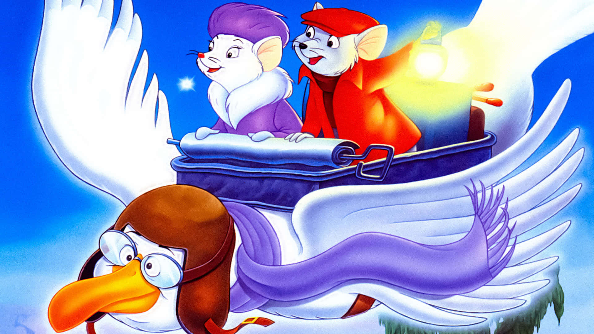 The Rescuers Down Under 桌布 壁紙 — 兩隻擬人化老鼠坐在一個行李箱裡，由一隻有翅膀和圍巾的飛翔企鵝搭載，背景是明亮的藍天。