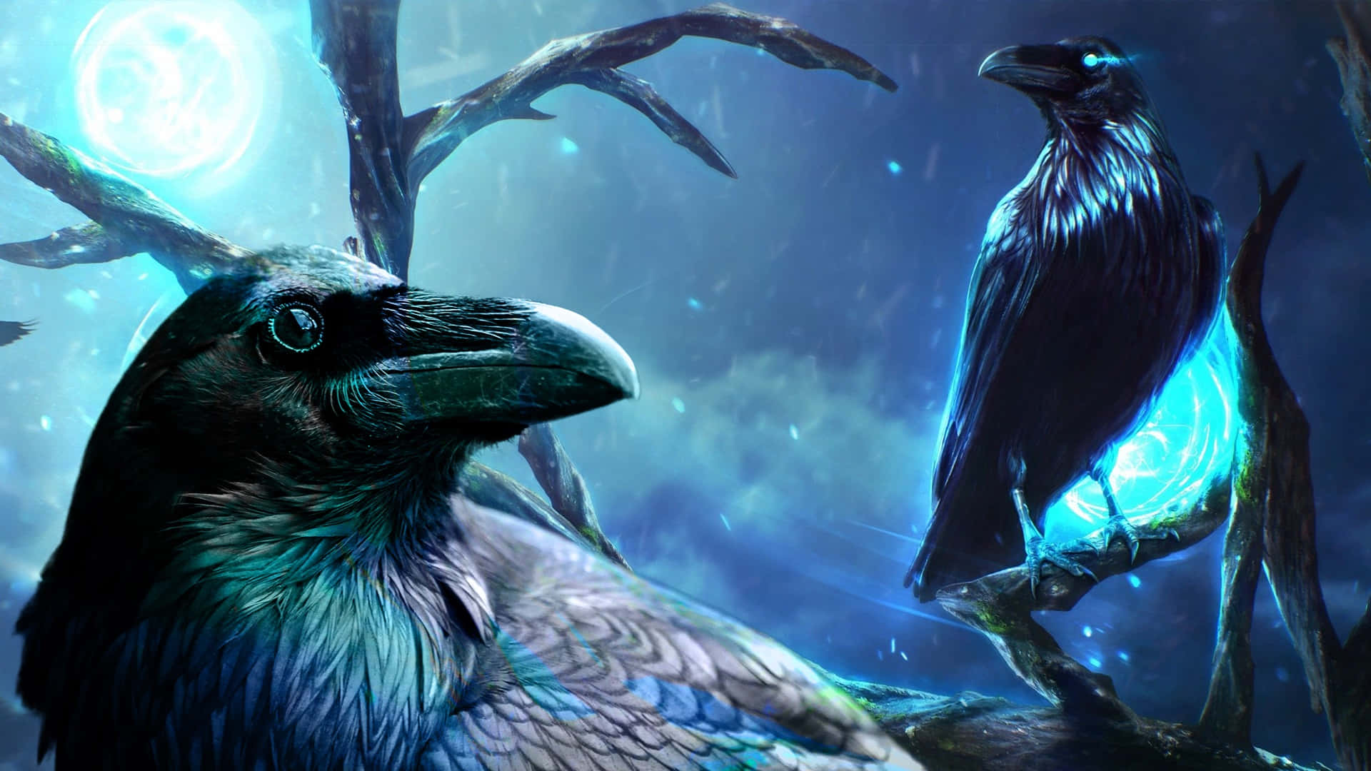 Raven 桌布 壁紙 — 兩隻烏鴉棲息在彎曲的樹枝上，下方是發光的藍色月亮，背景是神秘的暮光森林。