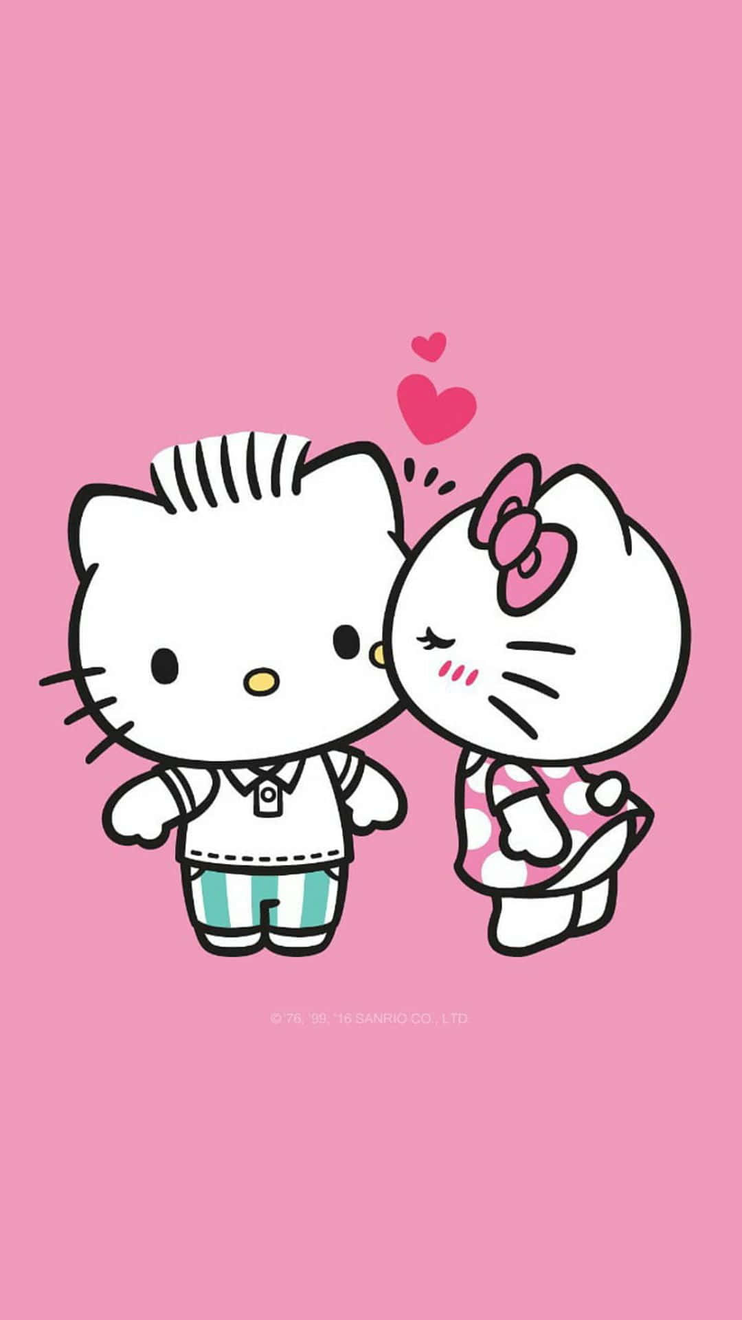 Hello Kitty 桌布 壁紙 — 兩隻穿著睡衣的可愛卡通貓咪在純粉紅色背景上分享甜蜜的吻，周圍漂浮著愛心。