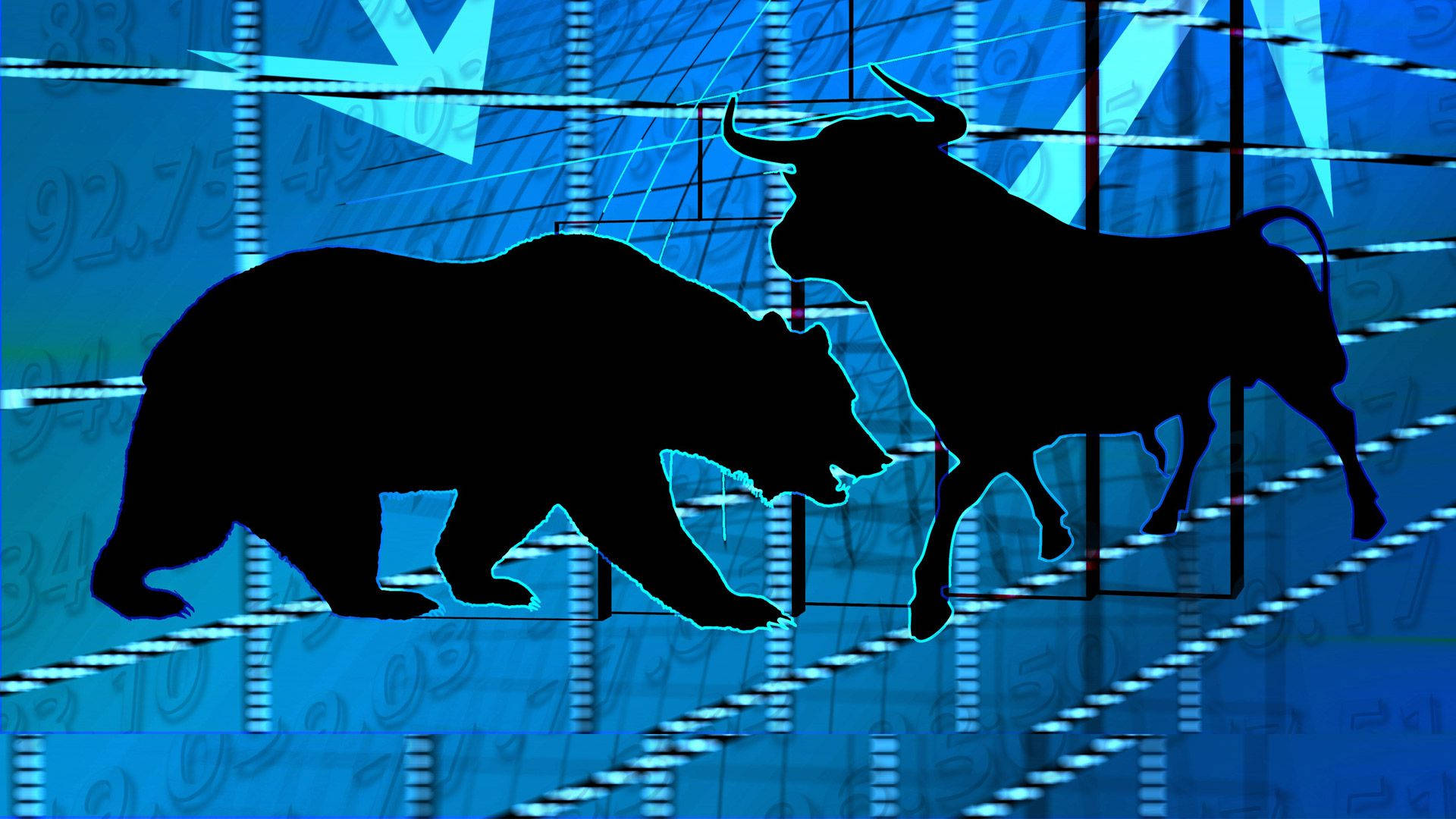 Market 桌布 壁紙 — 公牛和熊的剪影在帶有發光箭頭和數字的藍色金融數據網格上碰撞。
