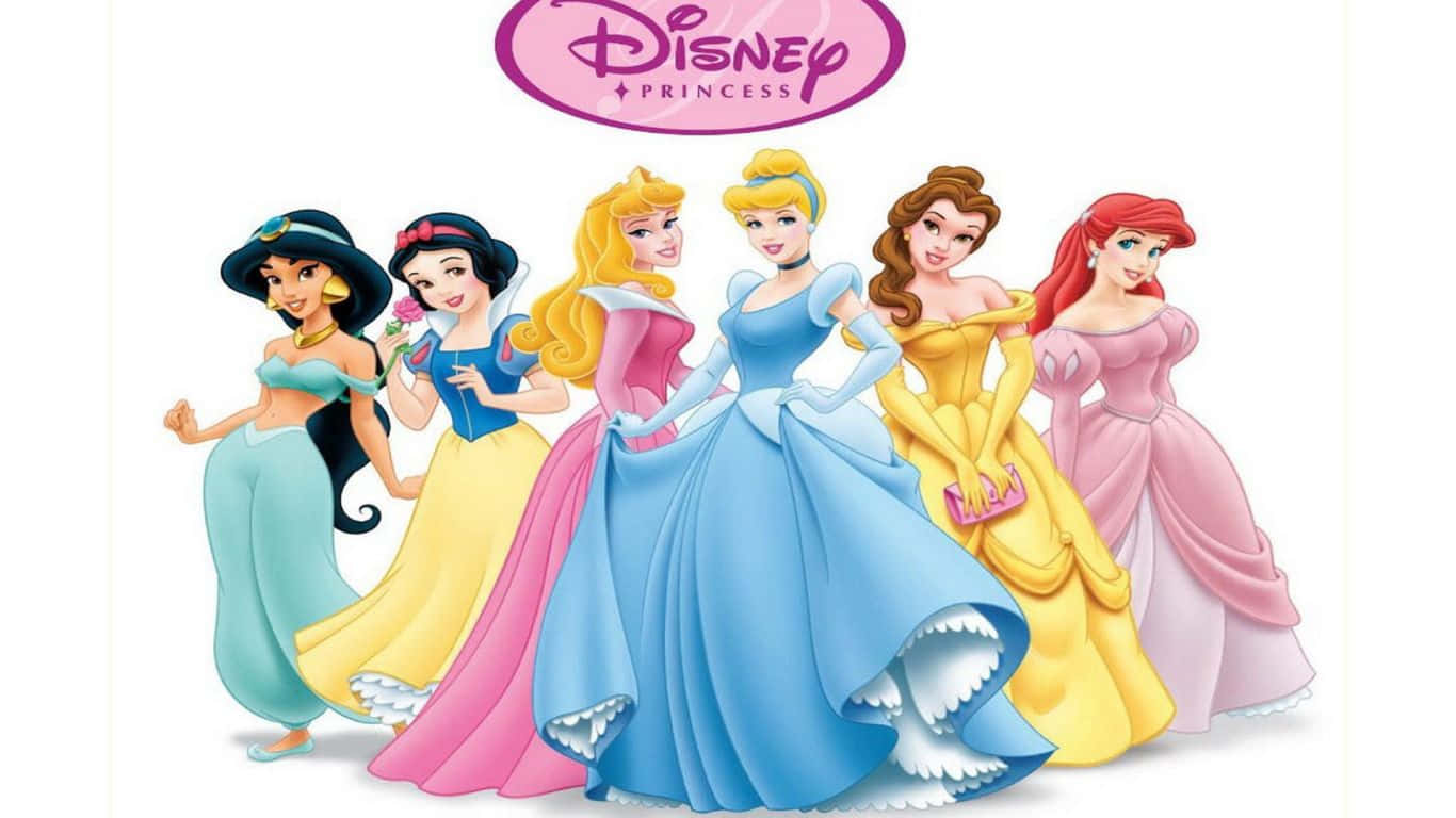 Disney Princesses 桌布 壁紙 — 六位迪士尼公主身穿色彩繽紛的禮服，一同站在粉紅色的迪士尼公主標誌下。
