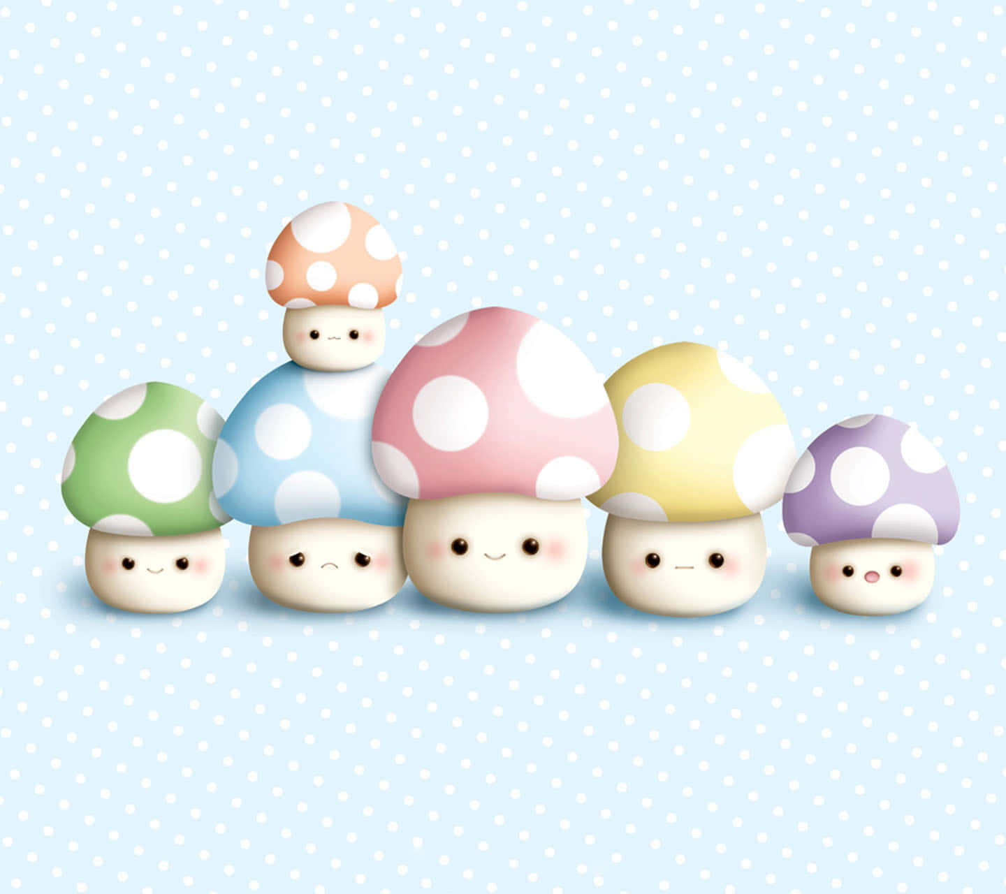 Kawaii Mushroom 桌布 壁紙 — 六個可愛的卡通蘑菇，帶有圓點和笑臉，排成一排站在淺藍色圓點背景上。