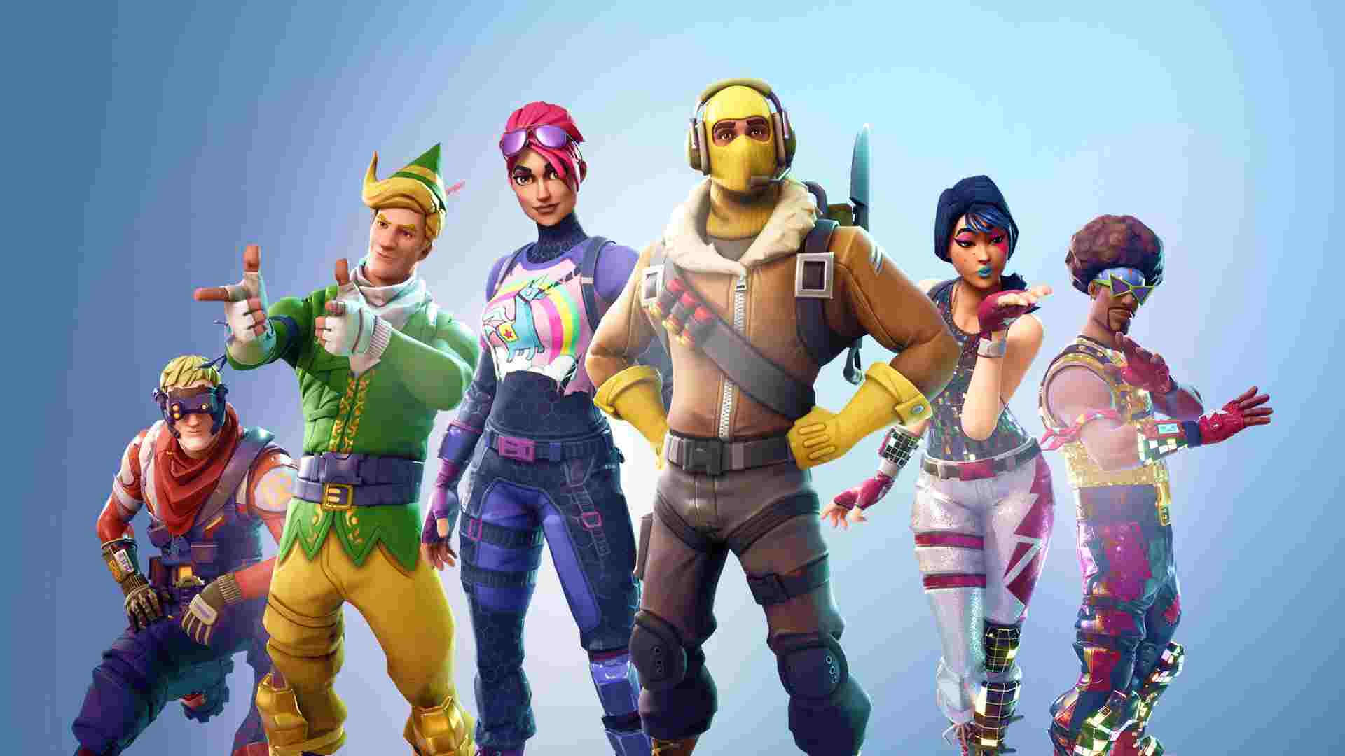 Sparkle Specialist Fortnite 桌布 壁紙 — 六個色彩繽紛的Fortnite角色穿著鮮豔服裝，在柔和的藍色漸變背景前自信地擺姿勢。