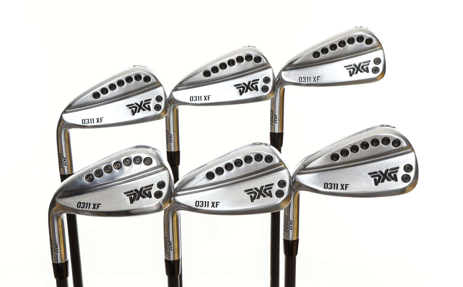 Golf Club 桌布 壁紙 — 六支PXG 0311 XF高爾夫鐵桿以扇形排列在潔白背景上。