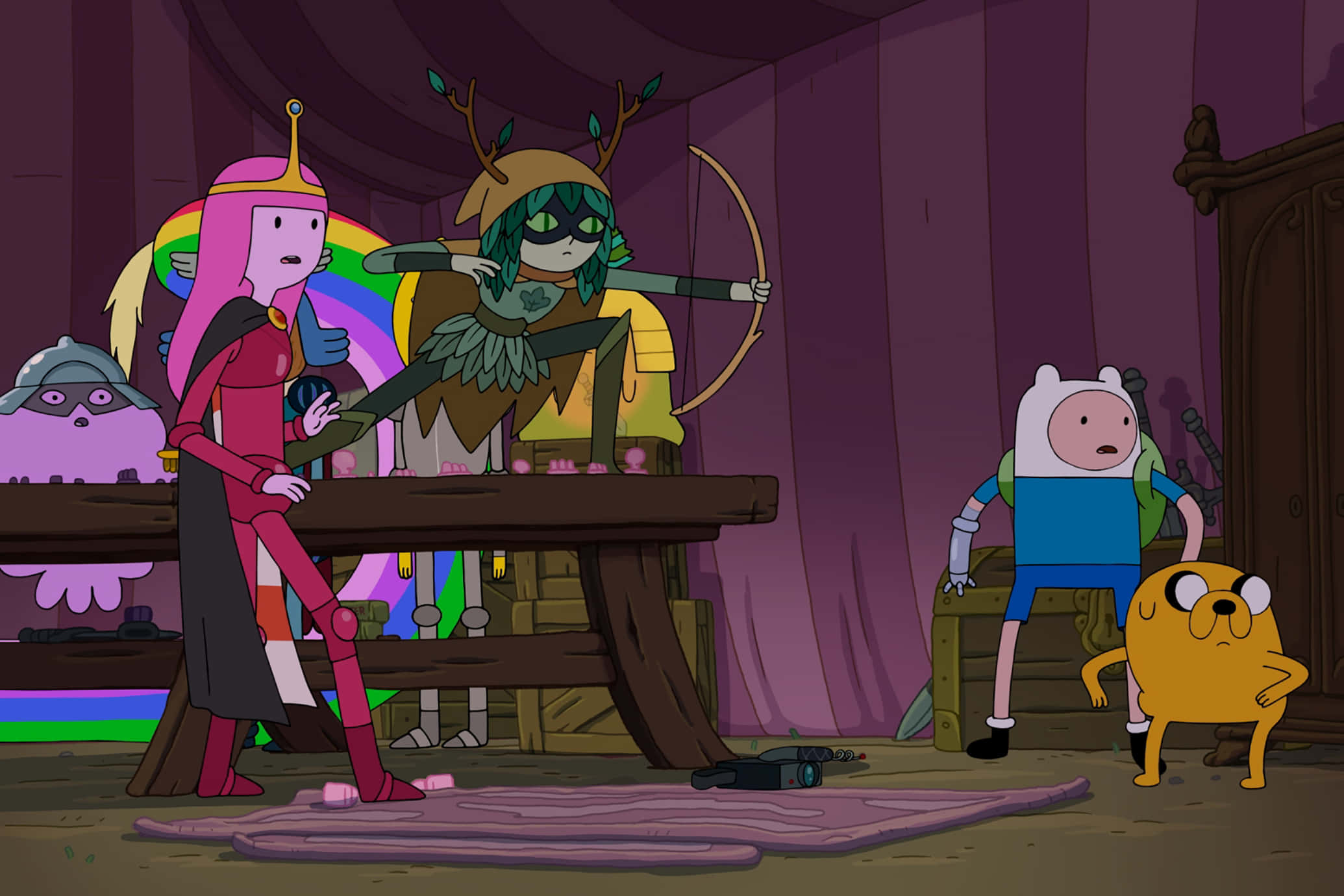 Adventure Time Cute 桌布 壁紙 — 冒險角色在昏暗的紫色房間中，一名弓箭手瞄準目標。
