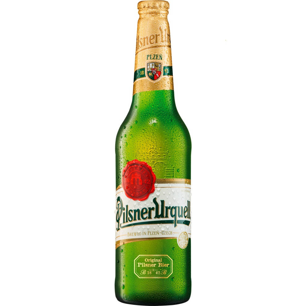 Beer 桌布 壁紙 — 冰涼綠色Pilsner Urquell啤酒瓶，帶有冷凝水滴和金箔蓋，背景為白色。
