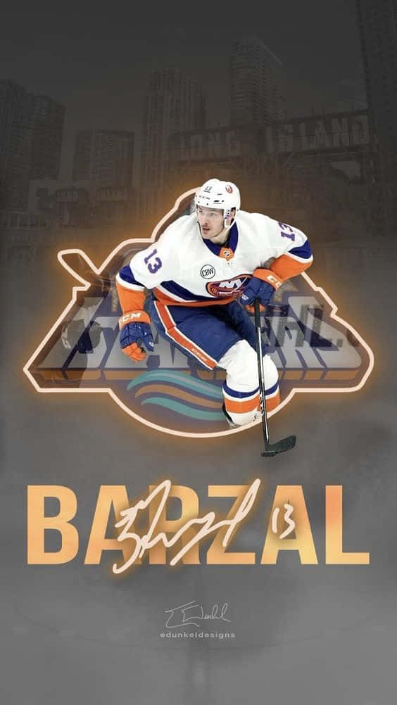 運動 桌布 壁紙 — 冰球運動員 Barzal 身穿白色、橙色和藍色球衣，在模糊的長島城市景觀背景下動態蹲伏。