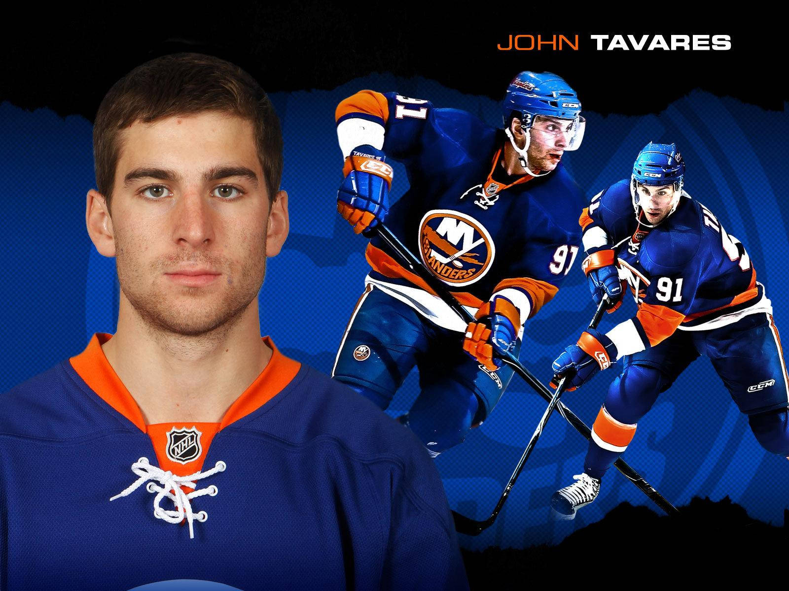 運動 桌布 壁紙 — 冰球運動員 John Tavares 身穿藍橙相間的島民隊球衣，身後有動態藍色背景的動作鏡頭。