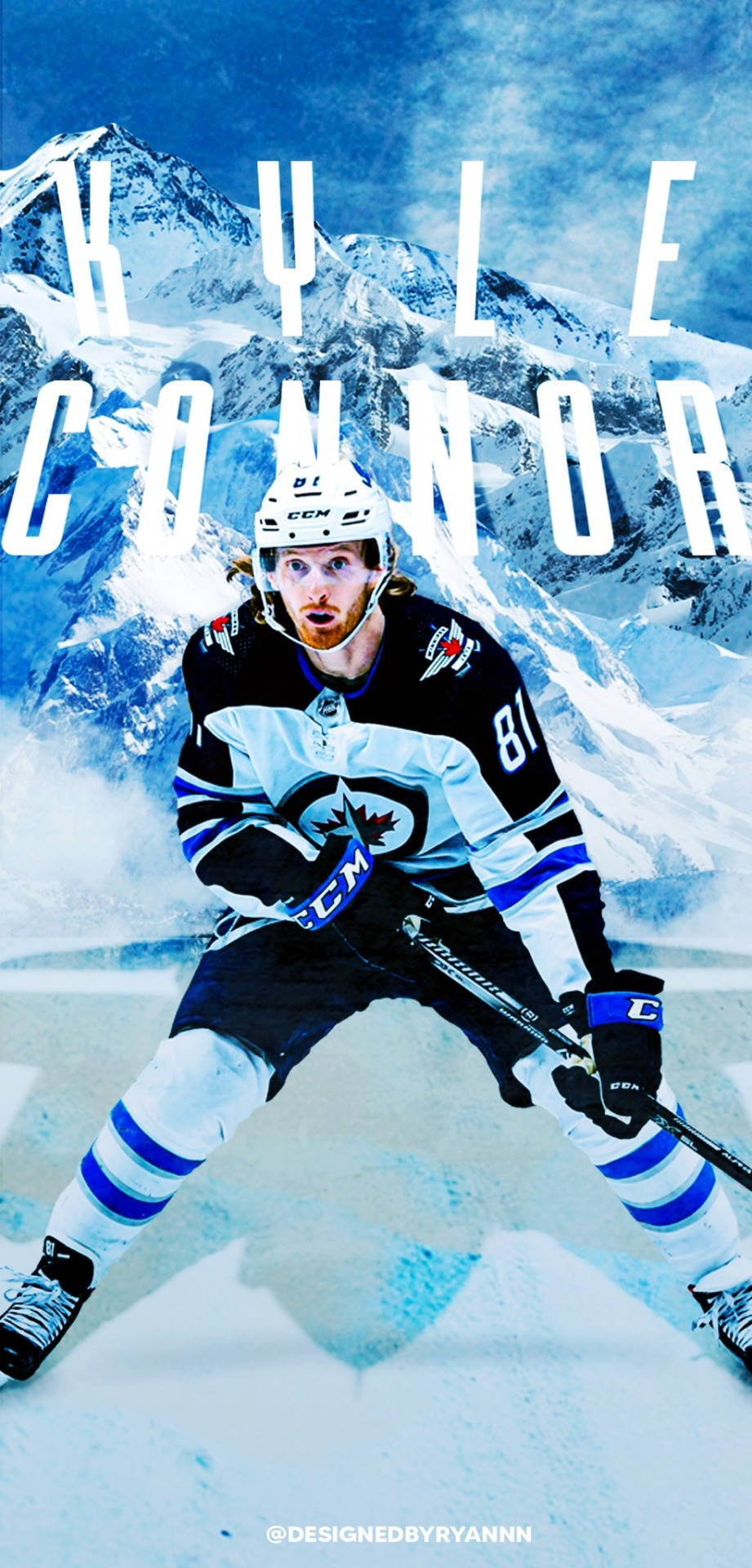 運動 桌布 壁紙 — 冰球運動員 Kyle Connor 在雪山的背景下擺出動作姿勢，並帶有粗體白色文字疊加。