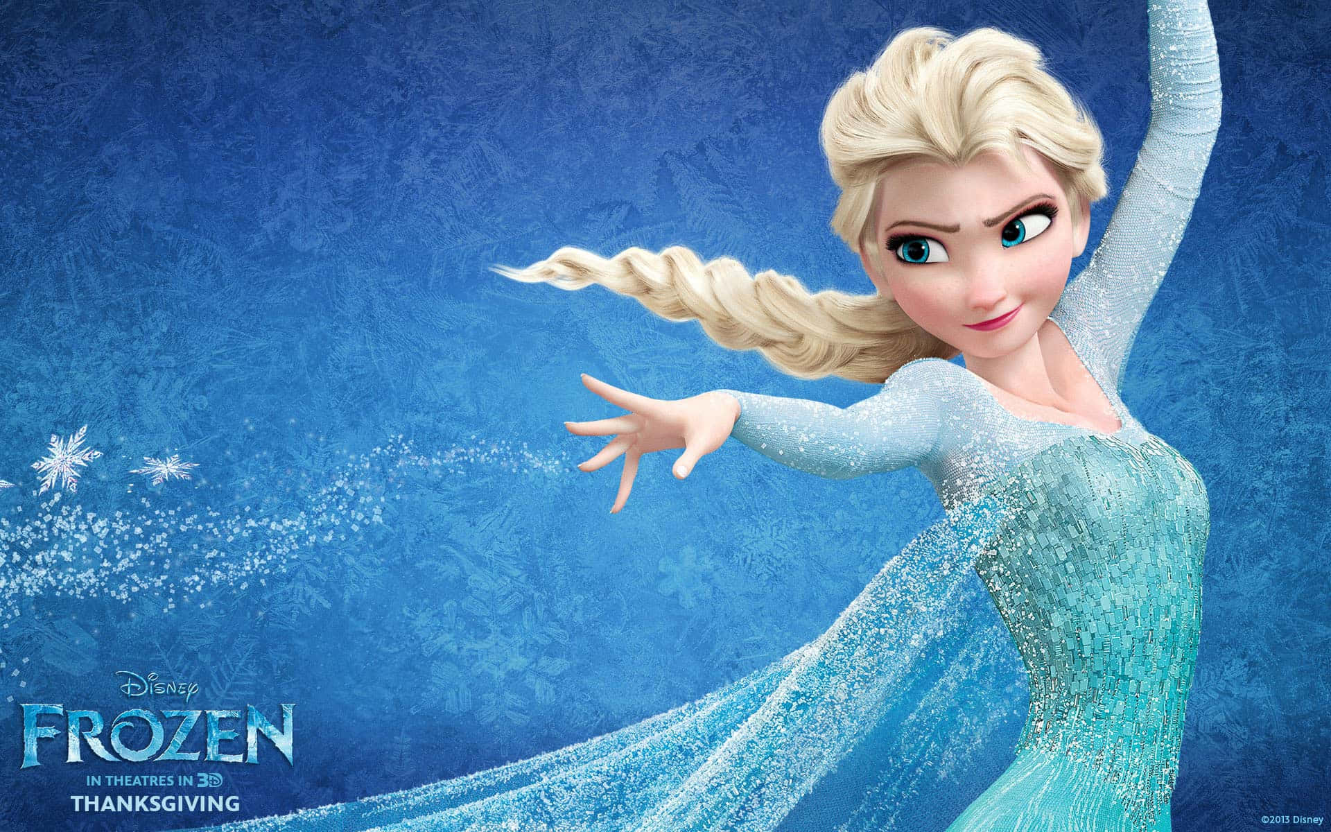 Best Disney 桌布 壁紙 — 《冰雪奇緣》的艾莎優雅地伸出手，冰晶雪花在她閃閃發光的藍色禮服周圍旋轉，背景是帶有紋理的冰藍色。