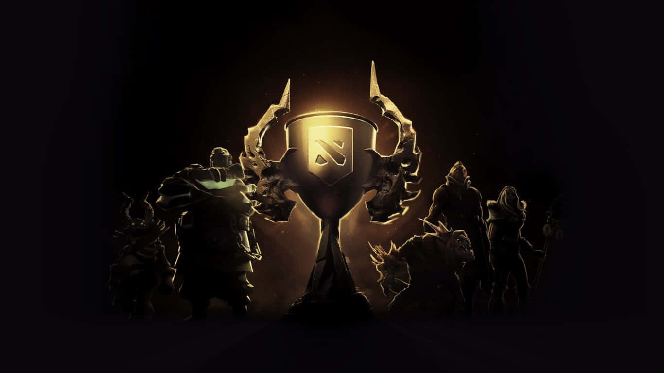 1366x768 Dota 2 桌布 壁紙 — 剪影中的奇幻戰士在黑暗背景下高舉發光的金色 Dota 2 冠軍獎盃。