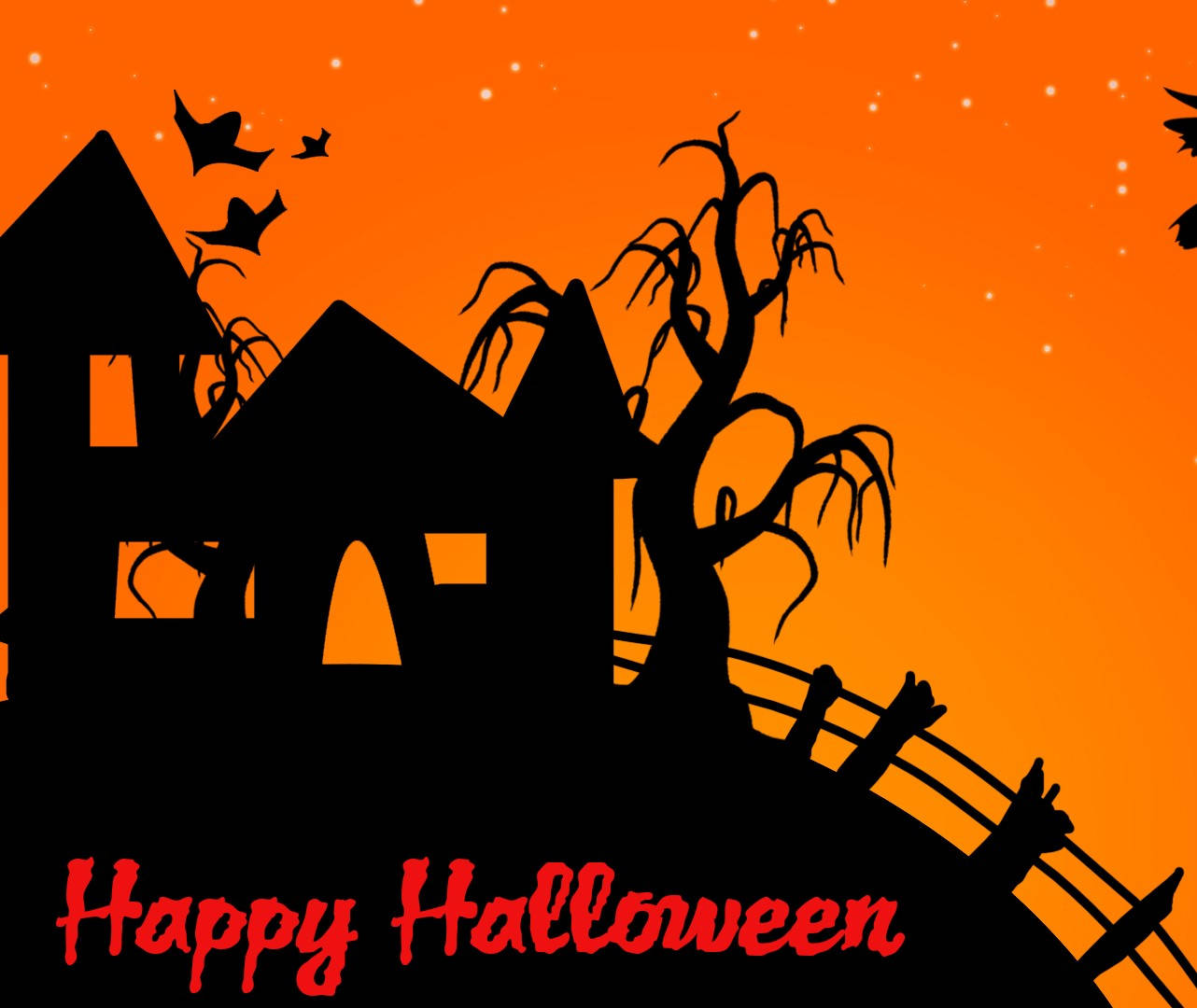 Happy Halloween 桌布 壁紙 — 剪影風格的鬼屋和扭曲的樹木，襯托著充滿活力的橙色天空，蝙蝠飛舞，並有紅色的「Happy Halloween」文字。