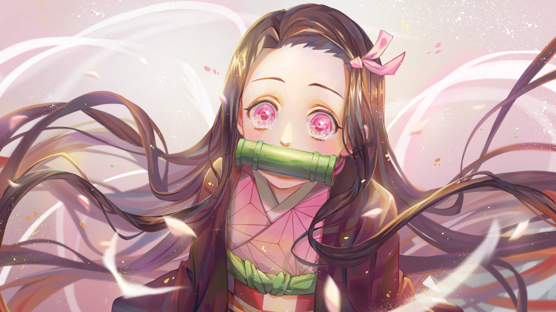 動漫女孩，粉紅色眼睛，竹製口塞，被旋轉的粉紅色能量包圍。 — 禰豆子 GIF 壁紙