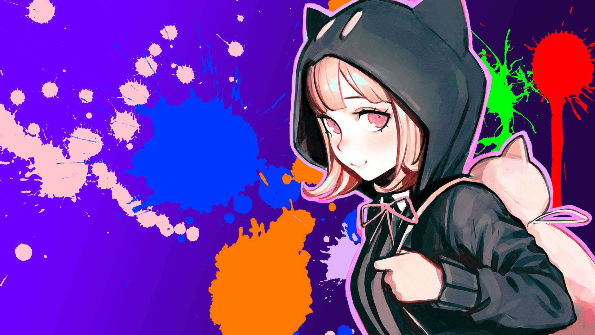 Chiaki 桌布 壁紙 — 動漫女孩穿著黑色貓咪連帽衫，在鮮豔的顏料飛濺背景前微笑。