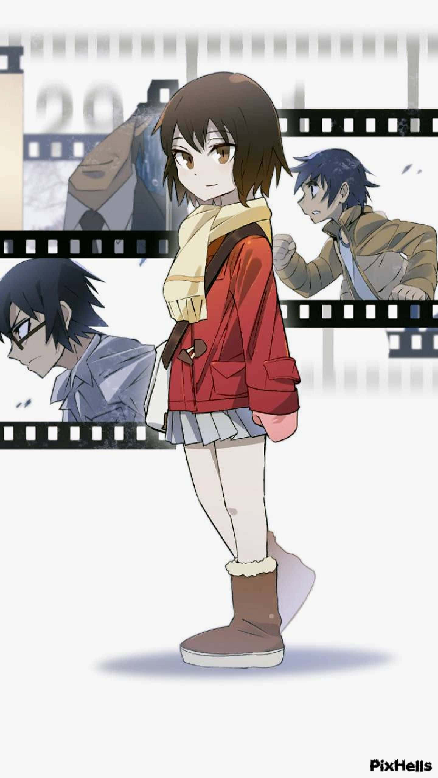 Erased 桌布 壁紙 — 動漫女孩身穿紅色外套和圍巾，站在中央，由顯示兩個男性角色的電影條面板框住。