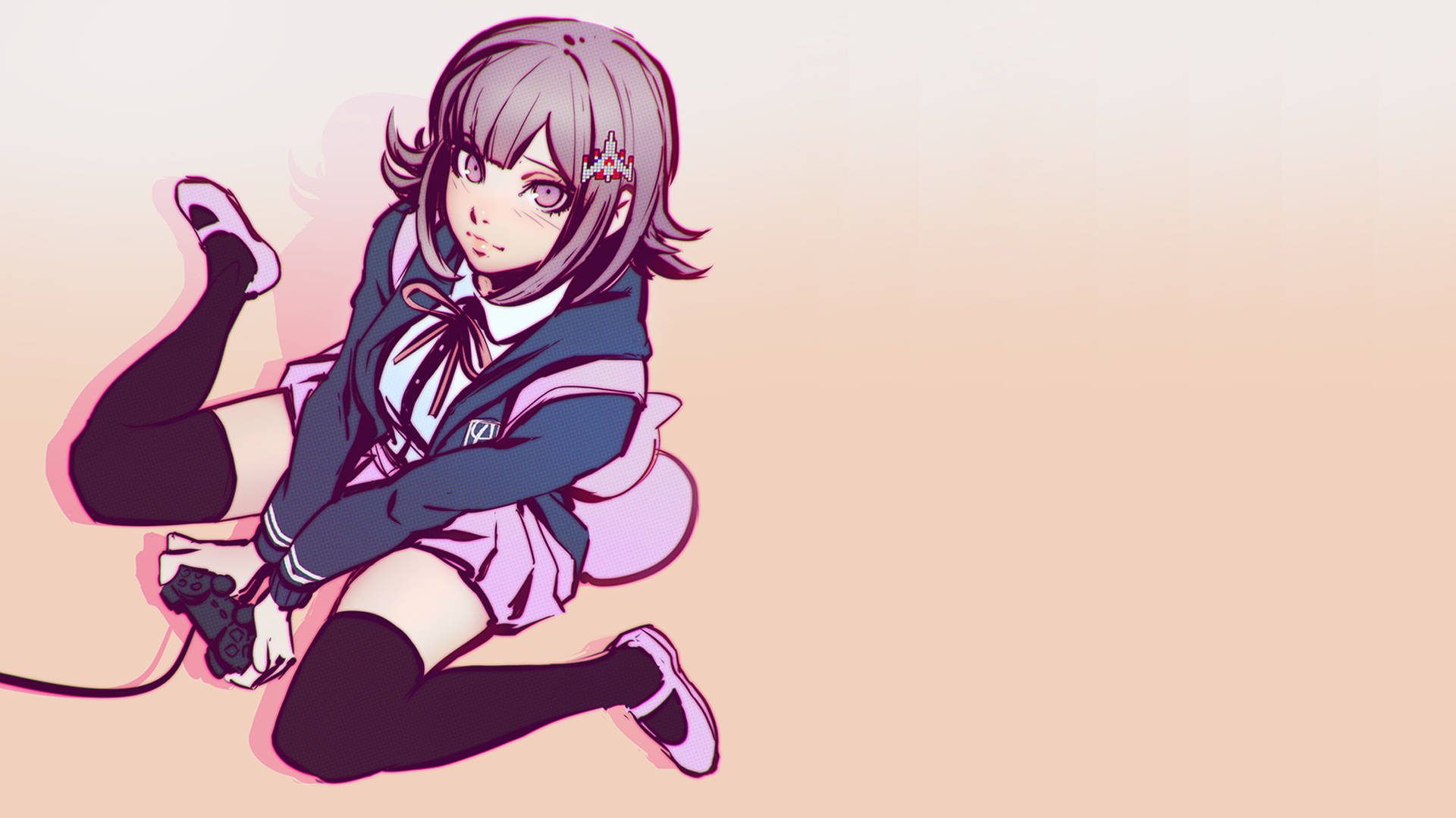 Chiaki 桌布 壁紙 — 動漫女學生穿著校服盤腿而坐，手持遊戲控制器，背景為柔和蜜桃色。