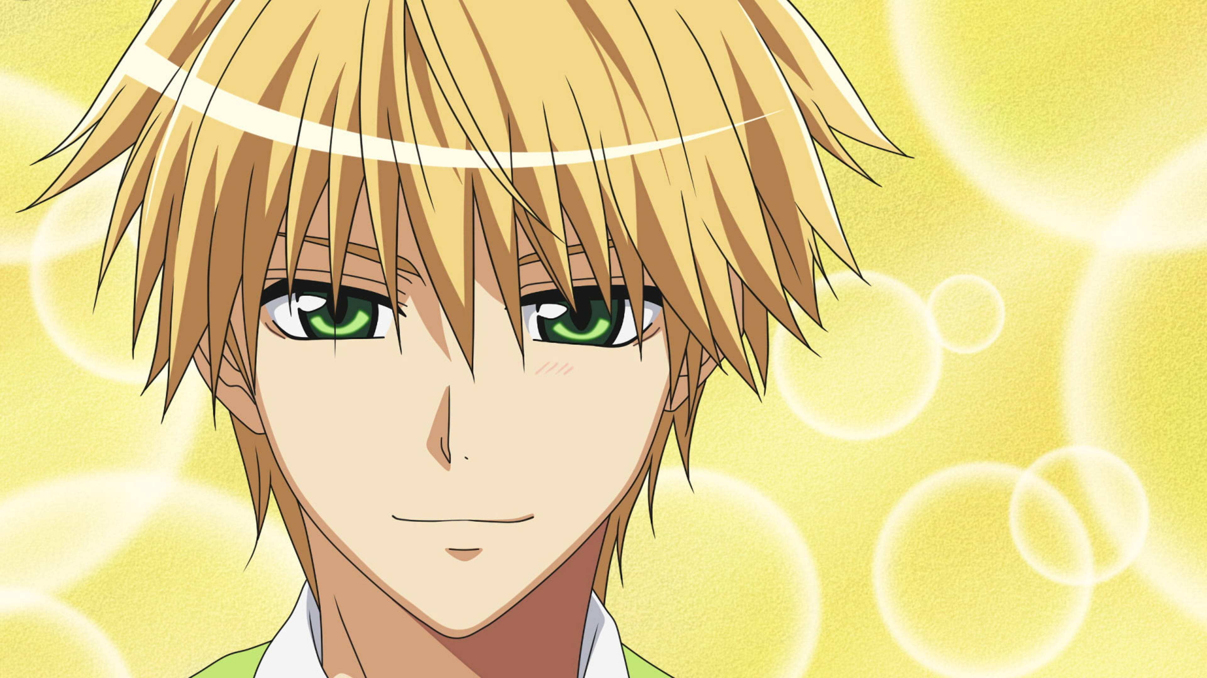 Maid Sama 桌布 壁紙 — 動漫男孩，金色尖刺頭髮，綠色眼睛，在發光的黃色泡泡背景前溫柔微笑。