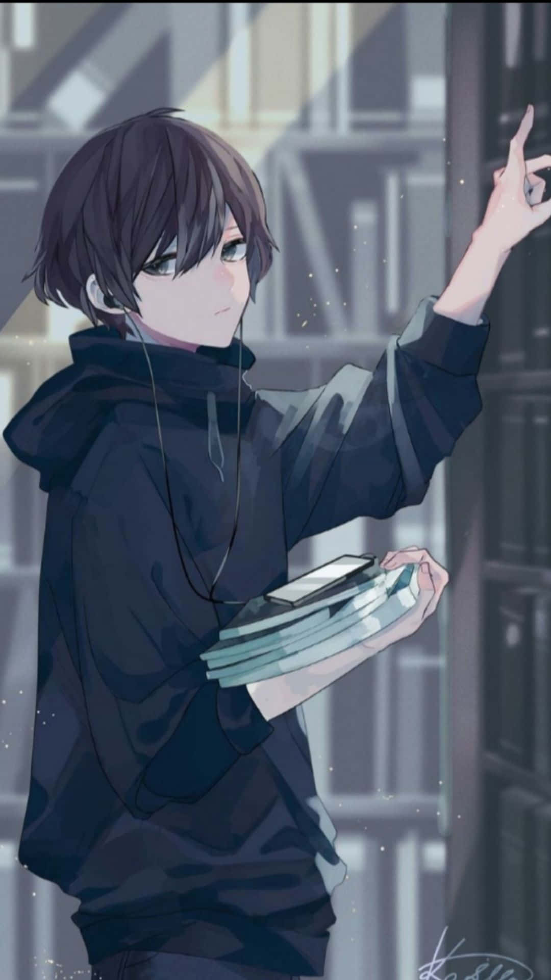 Sad Crying Anime 桌布 壁紙 — 動漫男孩穿著深色連帽衫，在柔和發光的圖書館裡拿著書和手機，同時向上指。