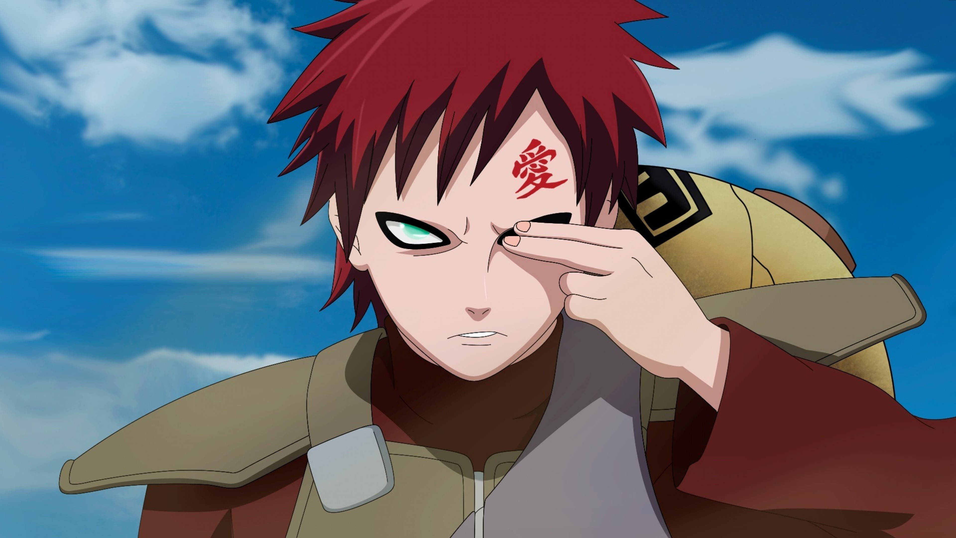 Gaara 桌布 壁紙 — 動漫角色，紅色刺蝟頭，發光的眼睛，拉下眼皮，露出額頭上的紅色漢字標記，背景是明亮的藍天。