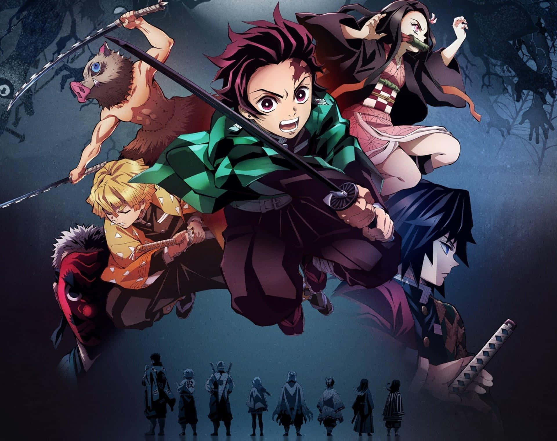 Kimetsu No Yaiba 桌布 壁紙 — 動漫角色在黑暗森林背景下以劍擺出戰鬥姿勢。