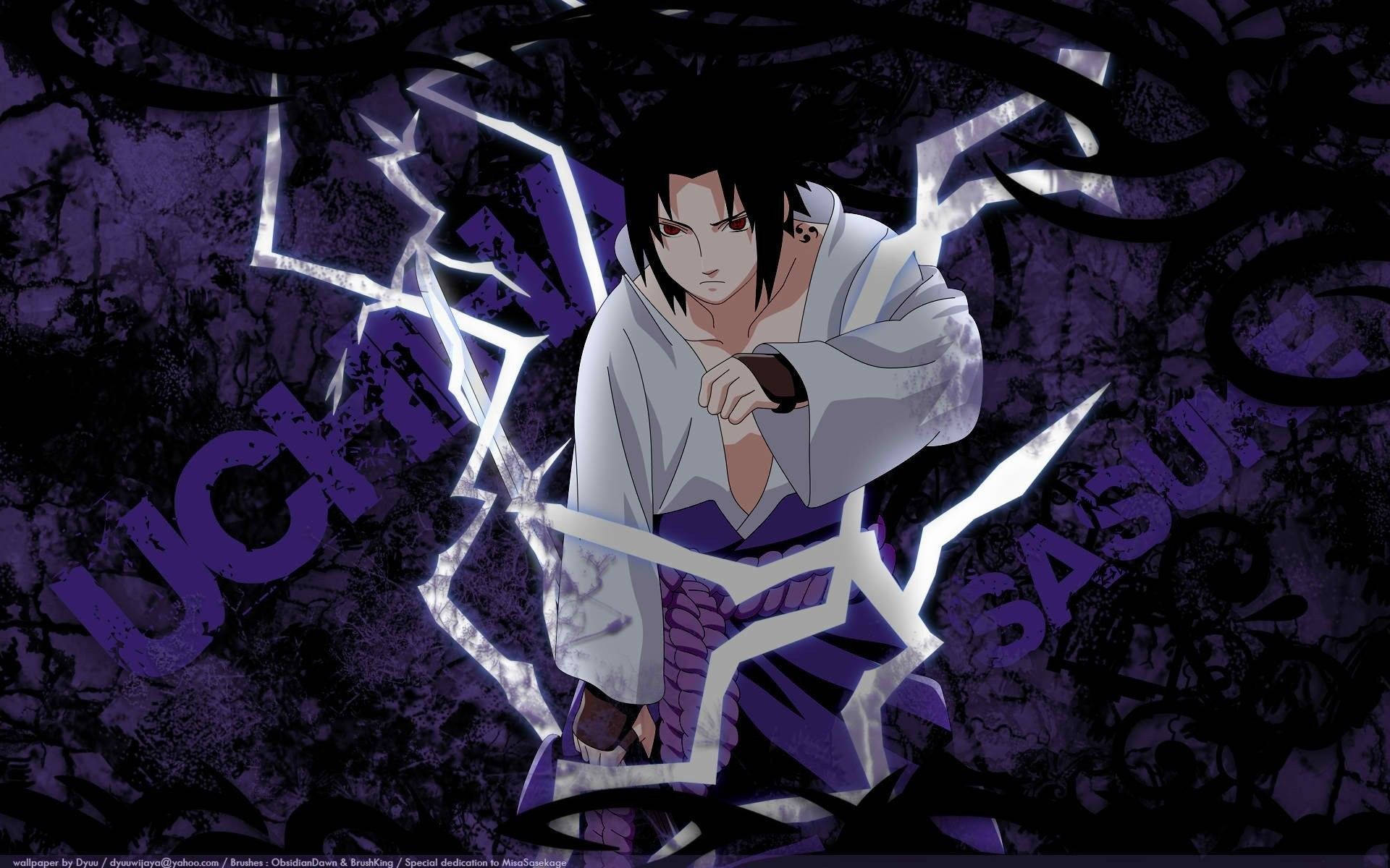 chidori 桌布 壁紙 — 動漫角色宇智波佐助以戰鬥姿勢站立，被發光的白色查克拉斬擊包圍，背景為深紫色裂紋。