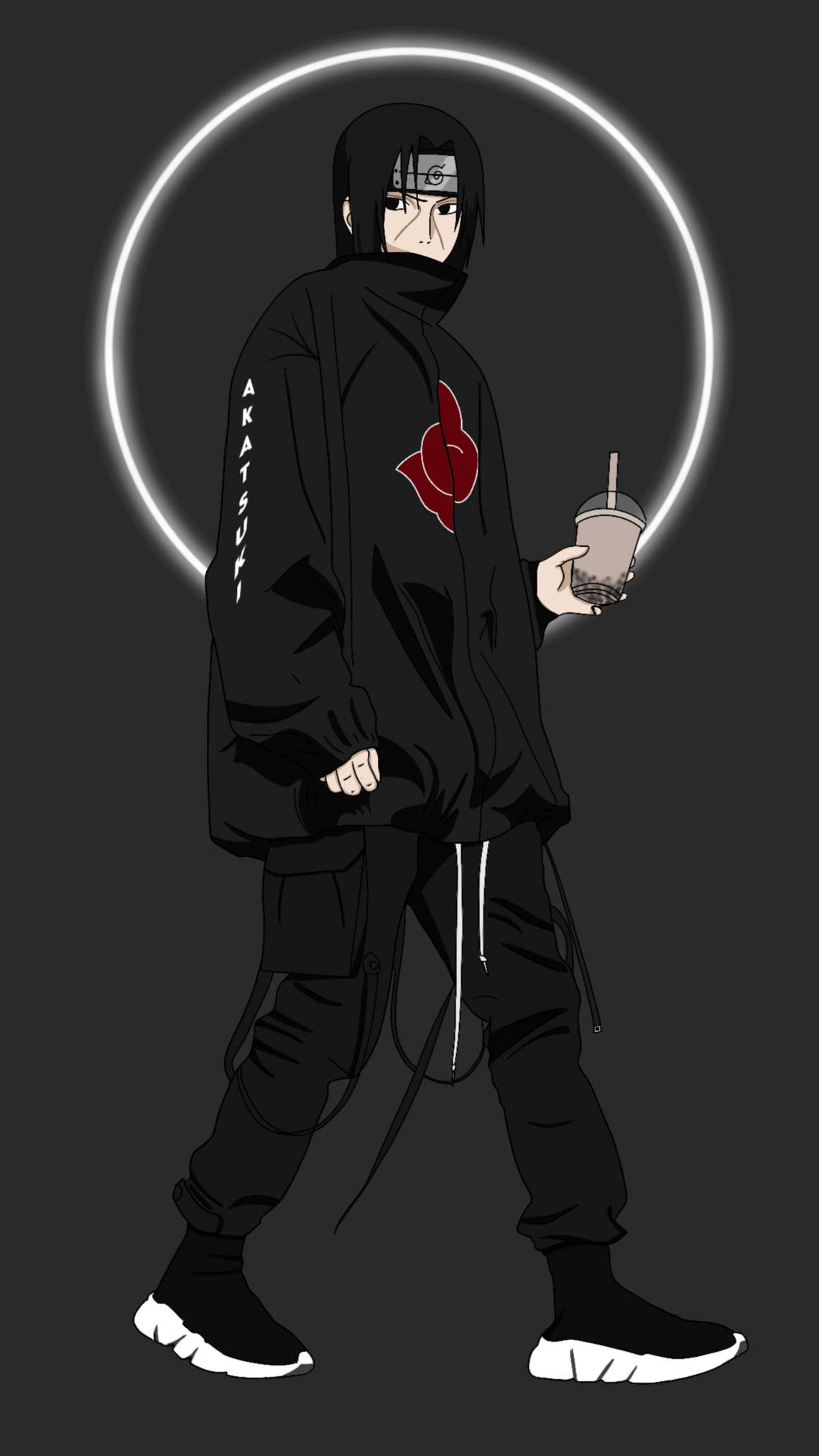 sasuke uchiha 桌布 壁紙 — 動漫角色宇智波鼬身穿帶有紅色雲紋的黑色斗篷，在黑暗背景前發光的白色圓環下拿著飲料。