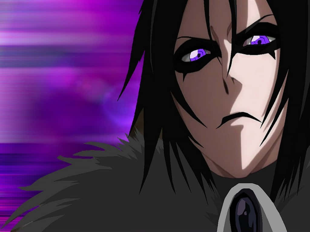 Bleach Muramasa 桌布 壁紙 — 動漫角色特寫，擁有尖銳的黑髮和發光的紫色眼睛，背景是模糊的紫色。