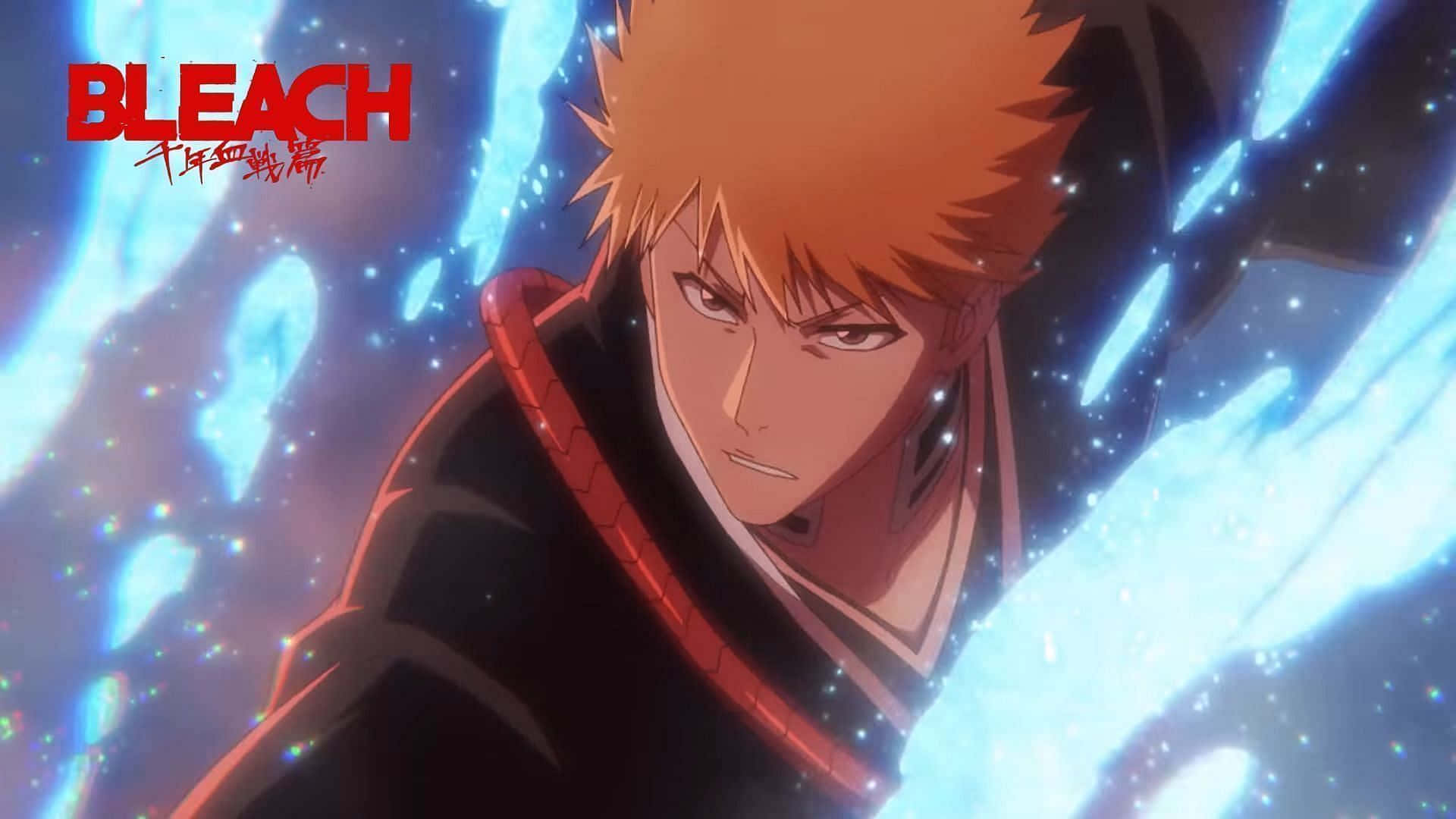 Bleach Thousand-year Blood War Arc 桌布 壁紙 — 動漫角色黑崎一護，擁有尖刺橙色頭髮和銳利眼神，被發光的藍色能量粒子包圍。