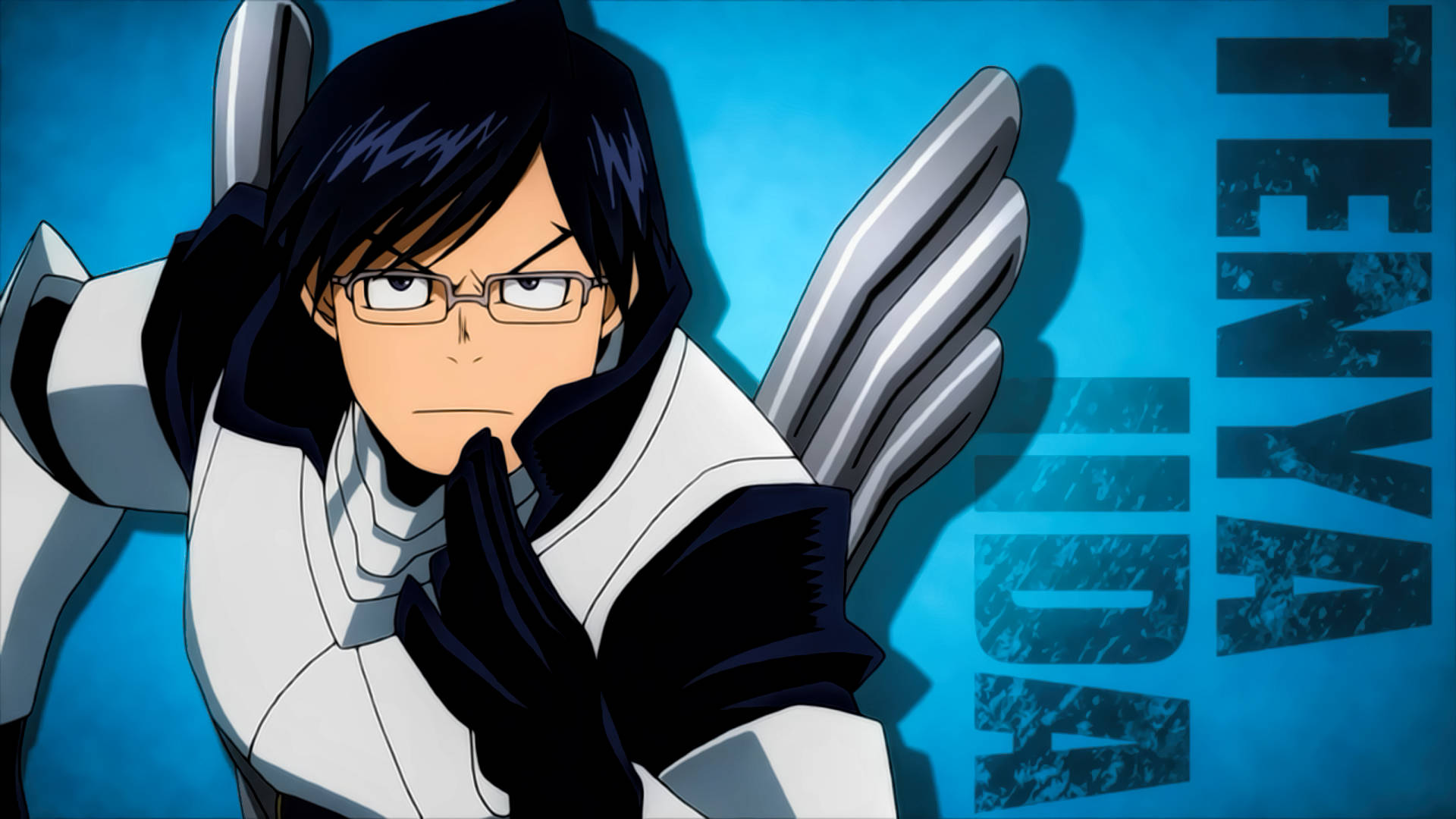 my 桌布 壁紙 — 動畫角色 Tenya Iida 身穿白色和黑色制服，帶有機械翅膀，背景為藍色。
