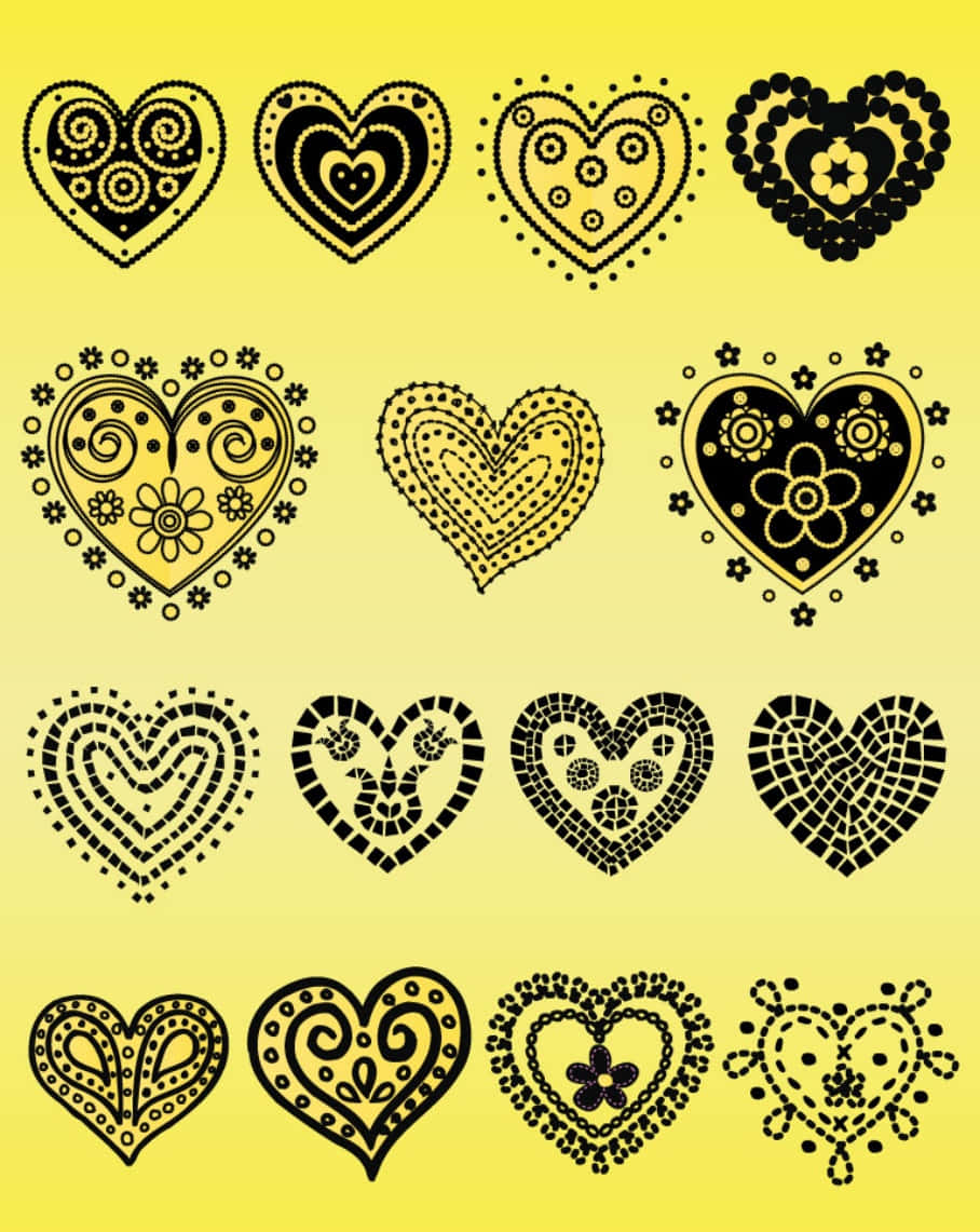 Heart Doodle 桌布 壁紙 — 十二個帶有花卉和幾何圖案的複雜黑色心形，漂浮在充滿活力的黃色漸變背景上。