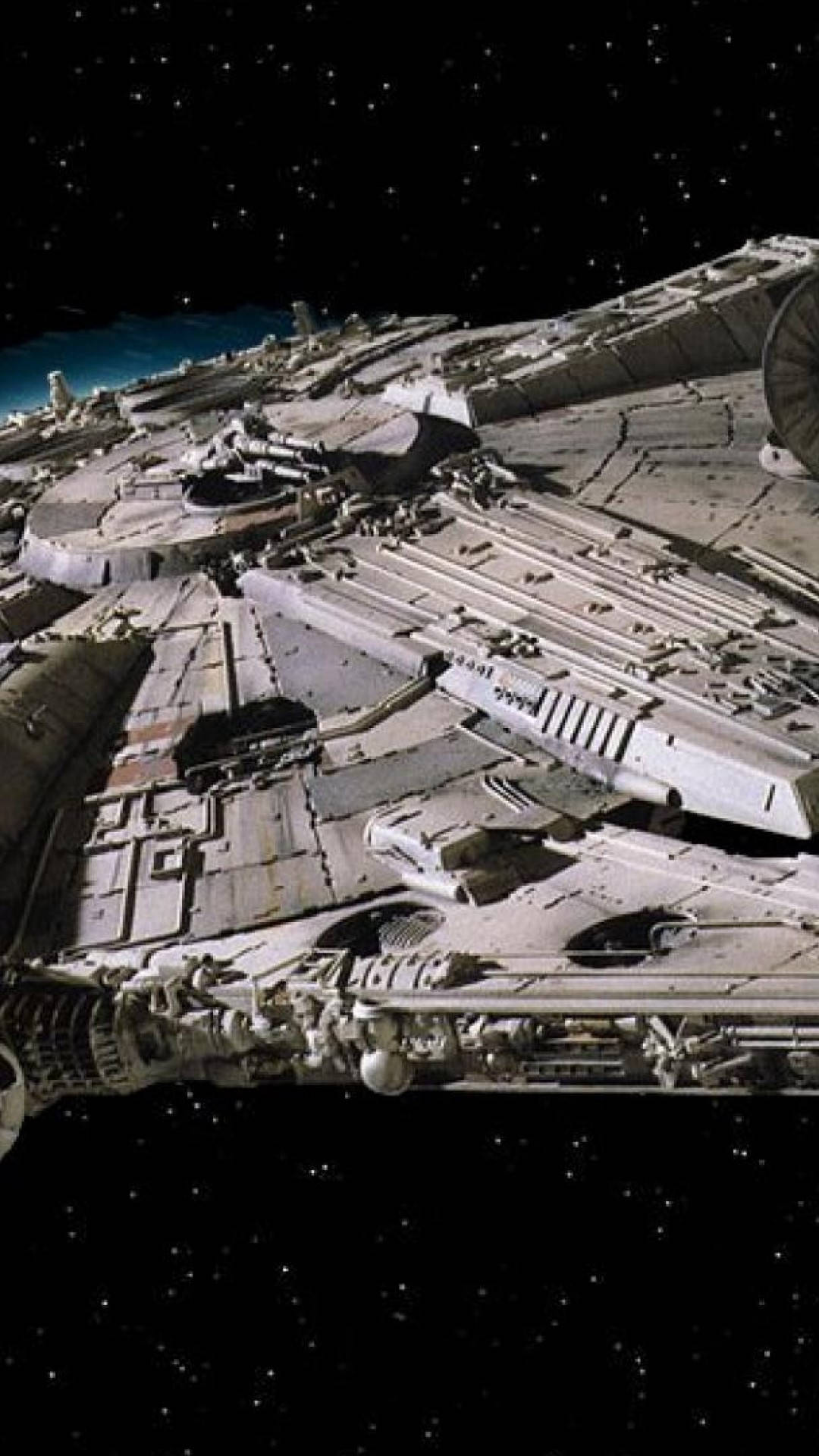 star wars iPhone 6 plus 桌布 壁紙 — 千年鷹號在佈滿星星的太空中滑行，遠方一顆藍色行星在背景中發光。