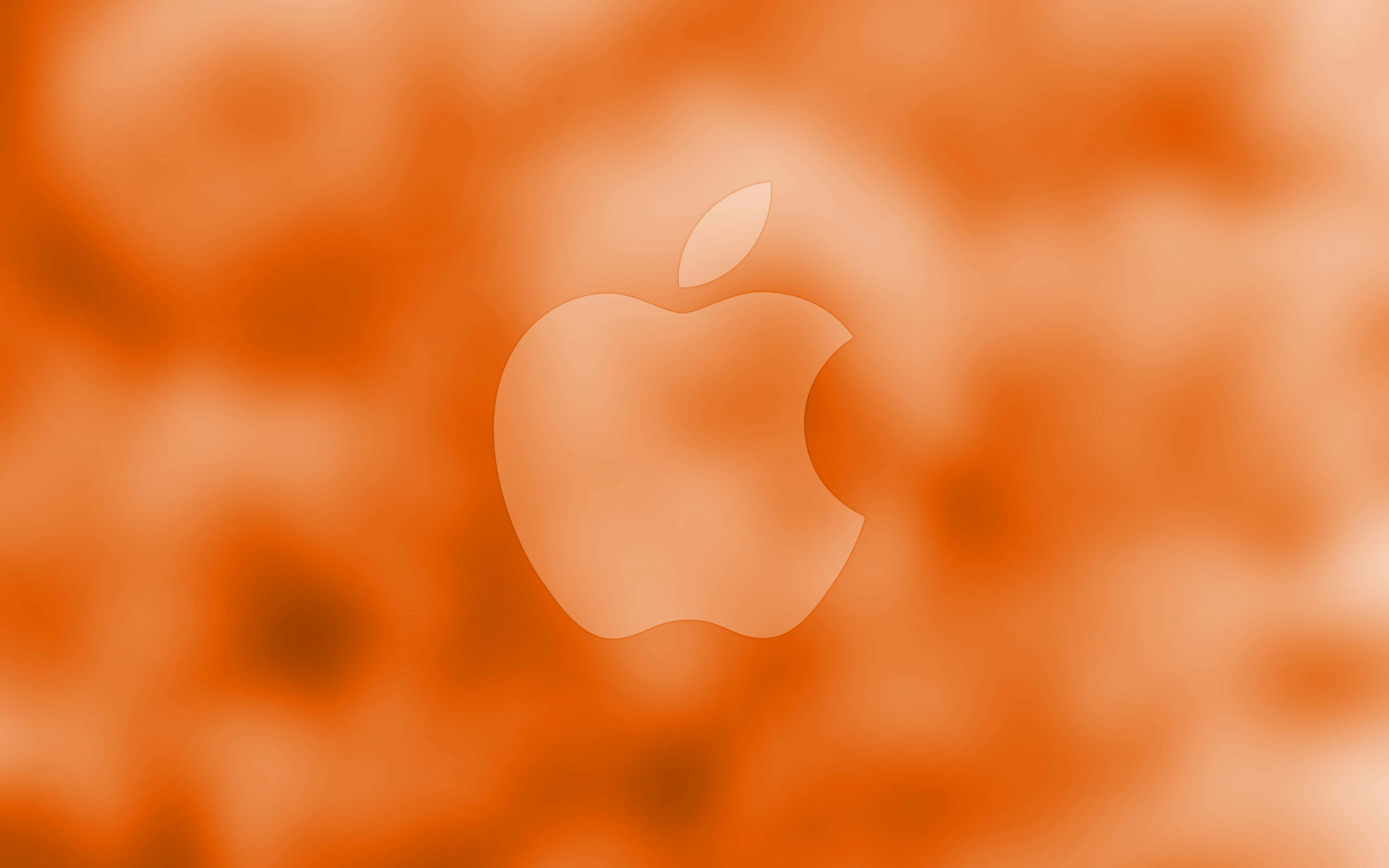 4K Apple 桌布 壁紙 — 半透明的Apple標誌柔和地漂浮在溫暖的橙色漸變背景上，帶有模糊的圓形散景效果。