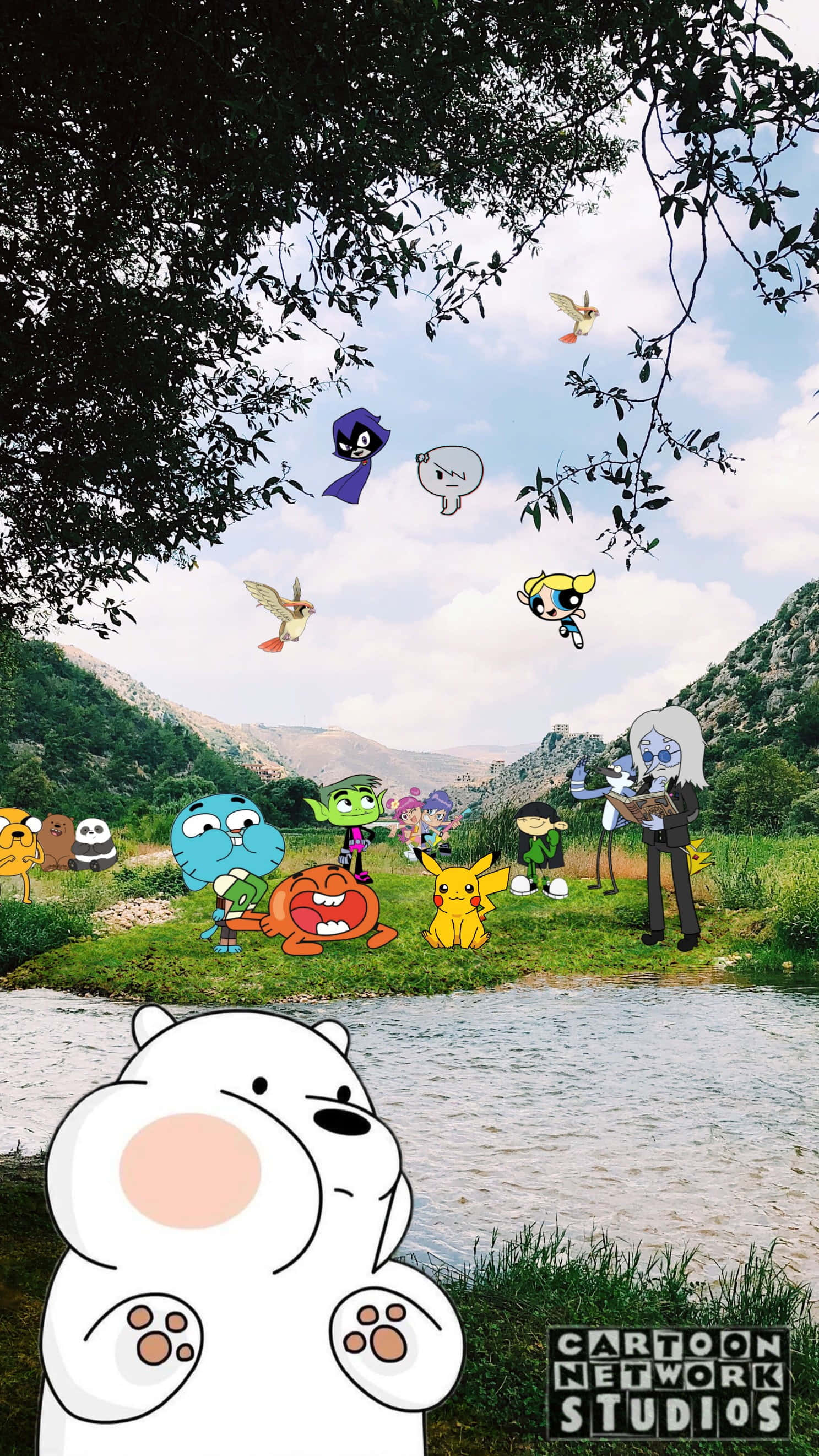 the amazing world of gumball 桌布 壁紙 — 卡通角色聚集在河邊樹下，背景是山脈，呈現充滿活力的戶外場景。