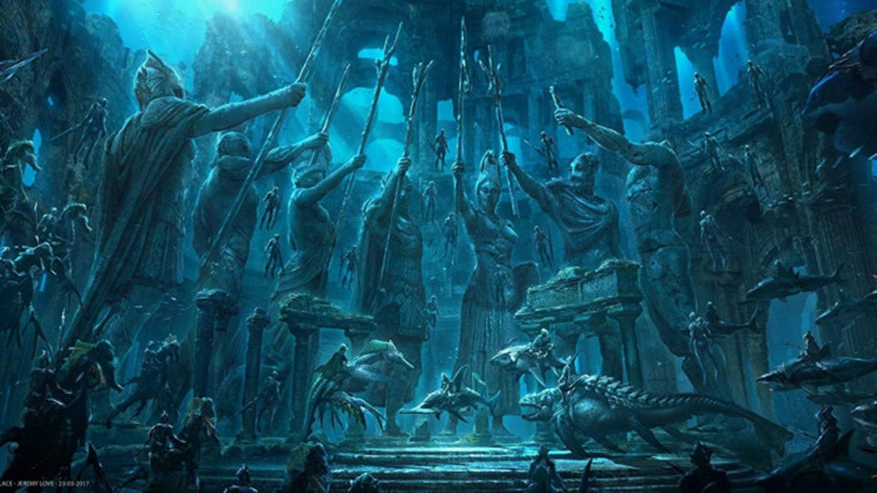 DC漫畫 桌布 壁紙 — 古代戰士與生物站立在淹沒的廢墟中，沐浴在詭異的藍光下，在莊嚴的水下儀式中手持長矛。