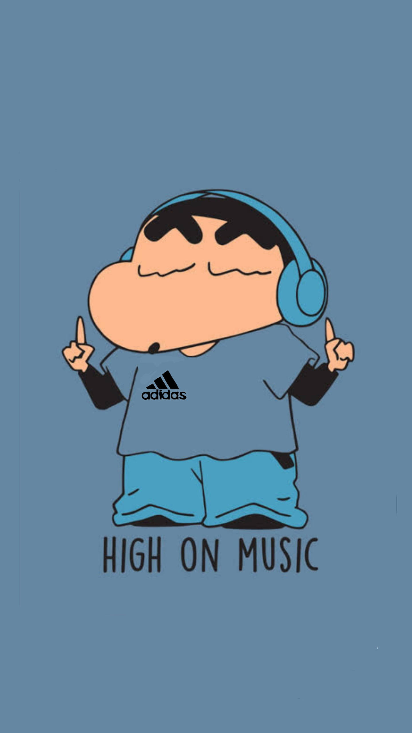 shinchan 桌布 壁紙 — 可愛卡通男孩戴著藍色耳機和襯衫，在純藍色背景上隨著文字 high on music 快樂地跳舞。