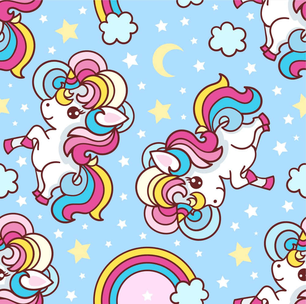 Unicorn Rainbow 桌布 壁紙 — 可愛的卡通獨角獸，帶有彩虹鬃毛，在點綴著星星和彎月的粉藍色天空中歡快地跳躍。