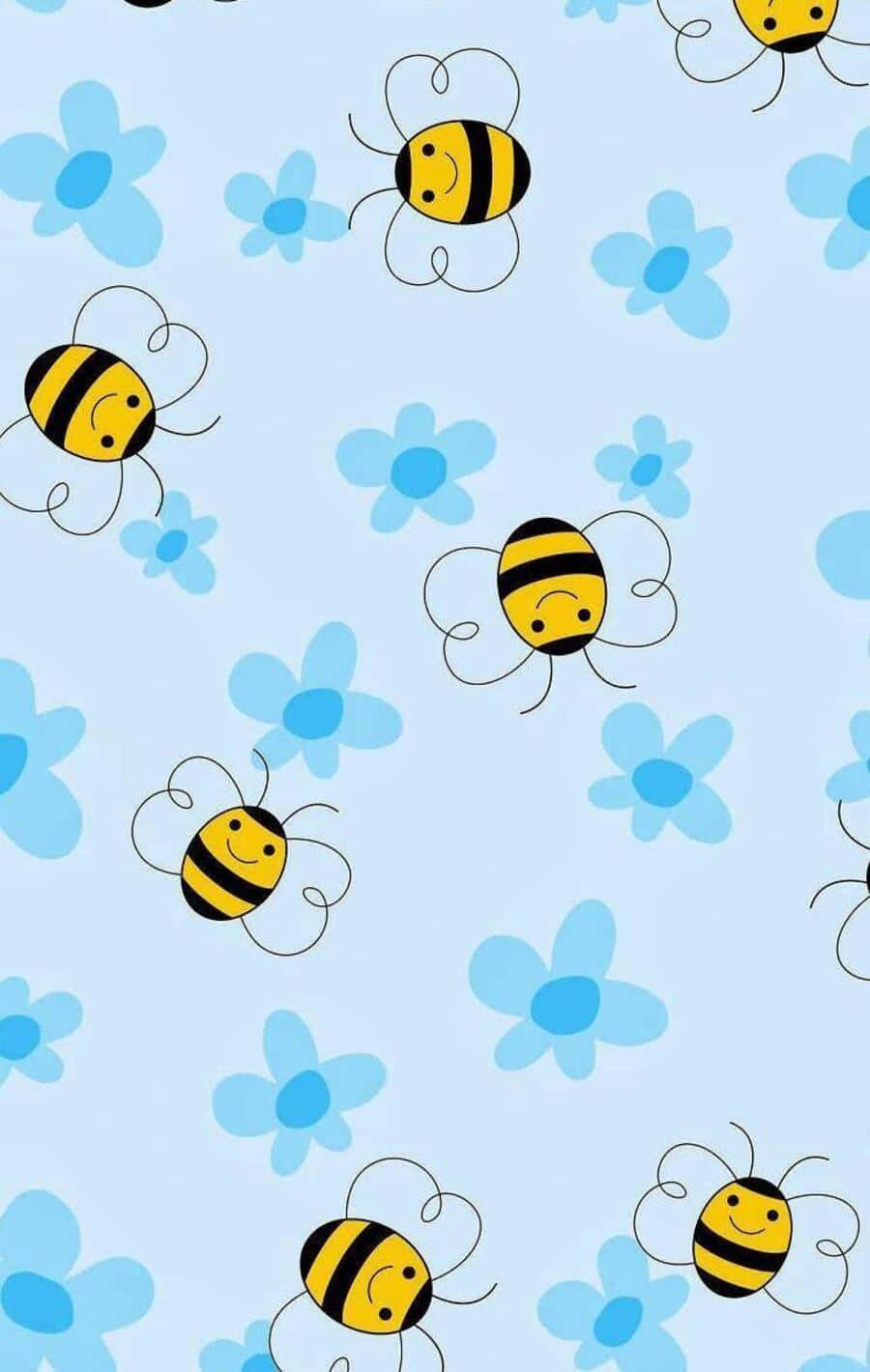 Aesthetic Bee 桌布 壁紙 — 可愛的卡通蜜蜂帶著笑臉在淺藍色背景上柔和的藍色花朵間飛舞。