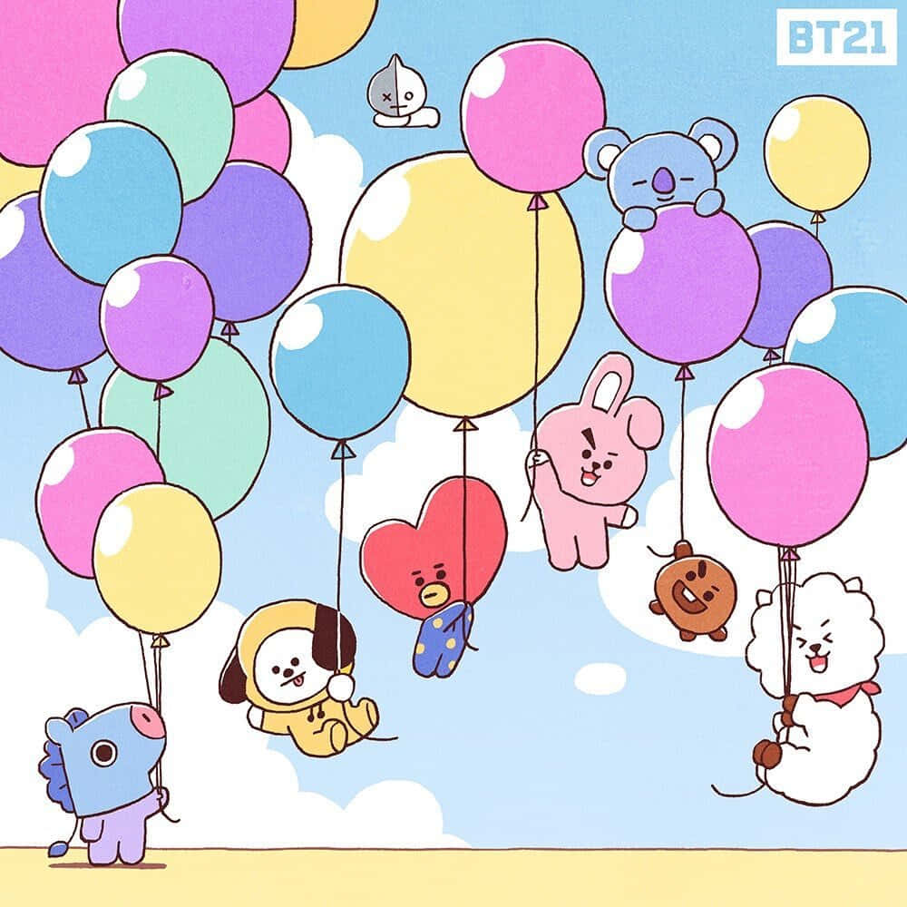 BT21 桌布 壁紙 — 可愛的卡通角色在色彩繽紛的氣球中快樂地漂浮，背景是明亮的藍天和蓬鬆的雲朵。