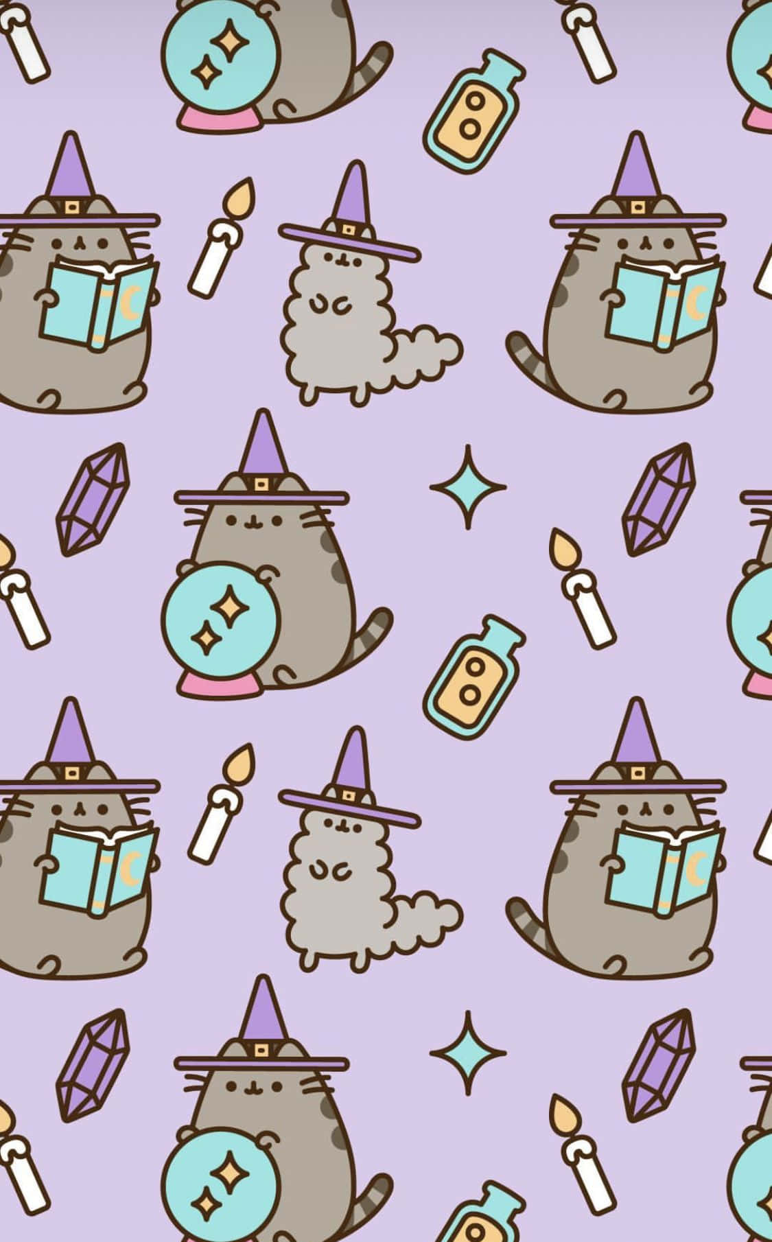 pusheen 動圖 桌布 壁紙 — 可愛的卡通貓咪打扮成女巫，戴著帽子、拿著書本、水晶和蠟燭，背景是柔和的紫色。