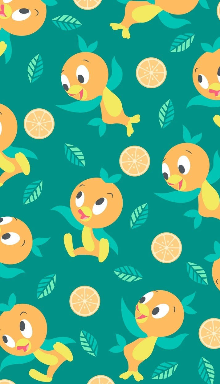 Tweety Bird 桌布 壁紙 — 可愛的卡通鳥兒與柑橘片和葉子在青綠色背景上以俏皮的重複圖案漂浮。