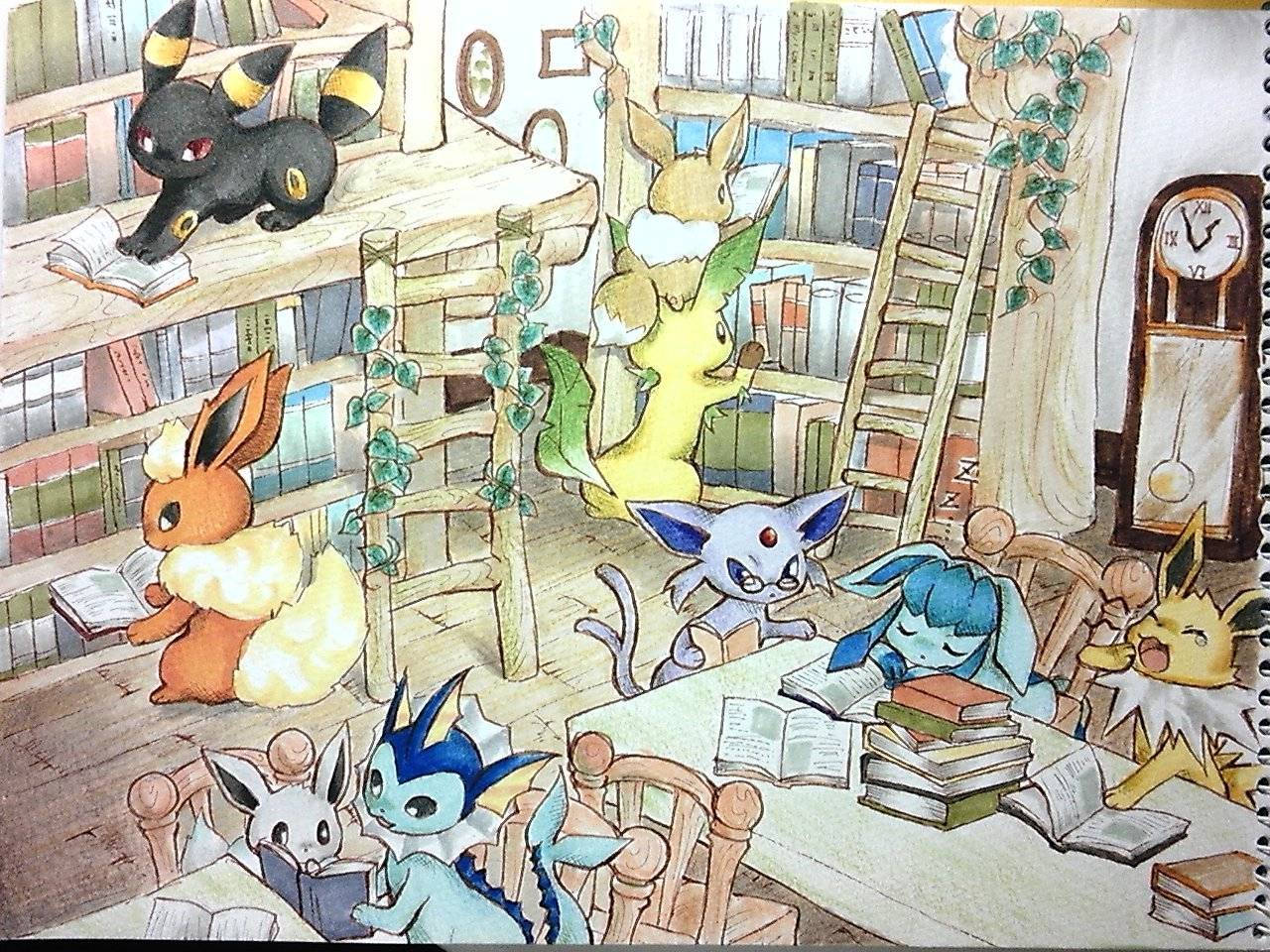 藝術 桌布 壁紙 — 可愛的寶可夢角色在一個舒適、用藤蔓裝飾的圖書館裡，周圍都是書和溫暖的光線，學習和放鬆。