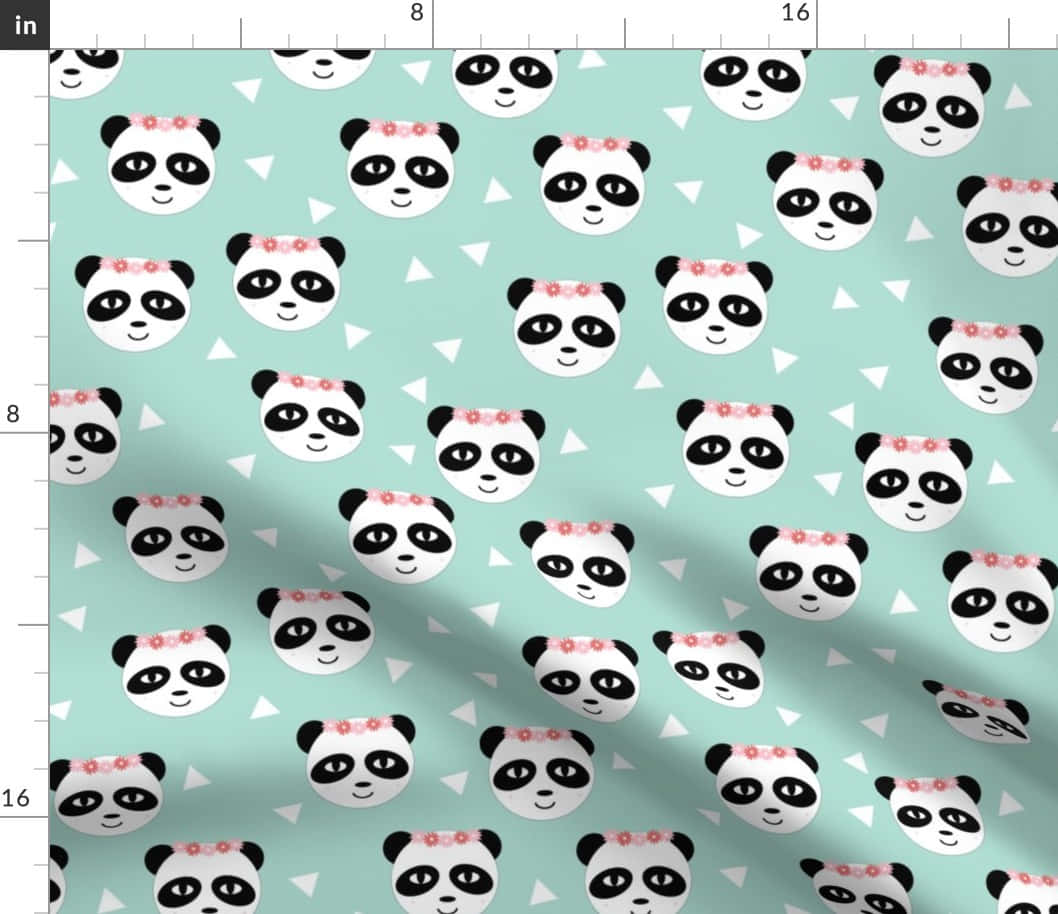 Cute Panda 桌布 壁紙 — 可愛的熊貓戴著粉紅色花卉頭帶，在帶有白色三角形的薄荷綠色布料上重複出現。