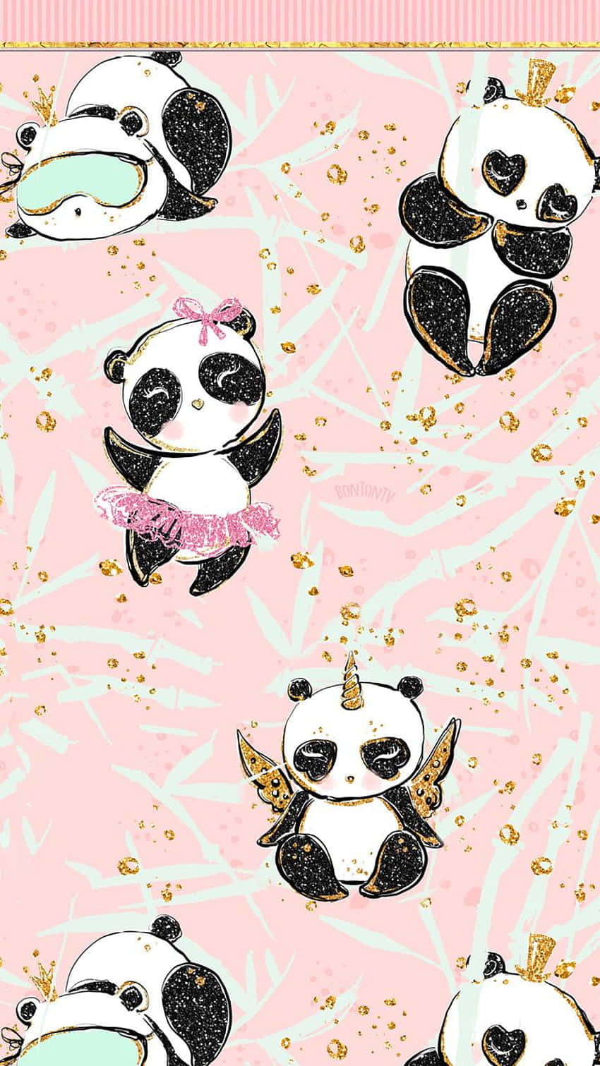 Cute Panda 桌布 壁紙 — 可愛的閃亮熊貓穿著奇裝異服，在柔和的粉紅色背景上漂浮在竹子和金色閃光之間。