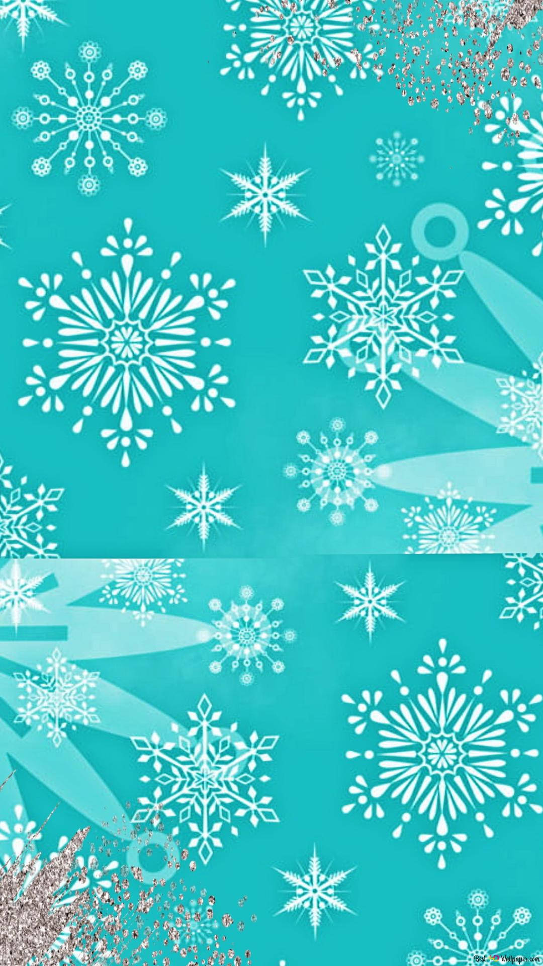 雪花 桌布 壁紙 — 各種精緻設計的白色雪花在充滿活力的青綠色背景上飄浮，角落帶有閃爍的銀色點綴。