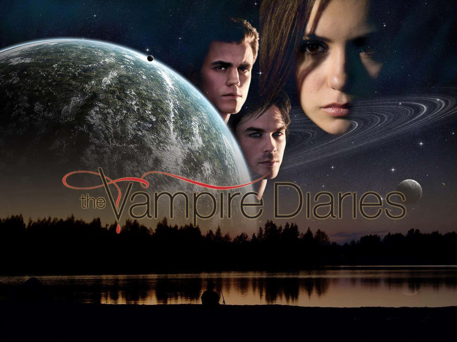 Vampire Diaries Desktop 桌布 壁紙 — 《吸血鬼日記》中的三個角色在宇宙背景下凝視著地球和土星，上方是暮色中寧靜的湖泊。