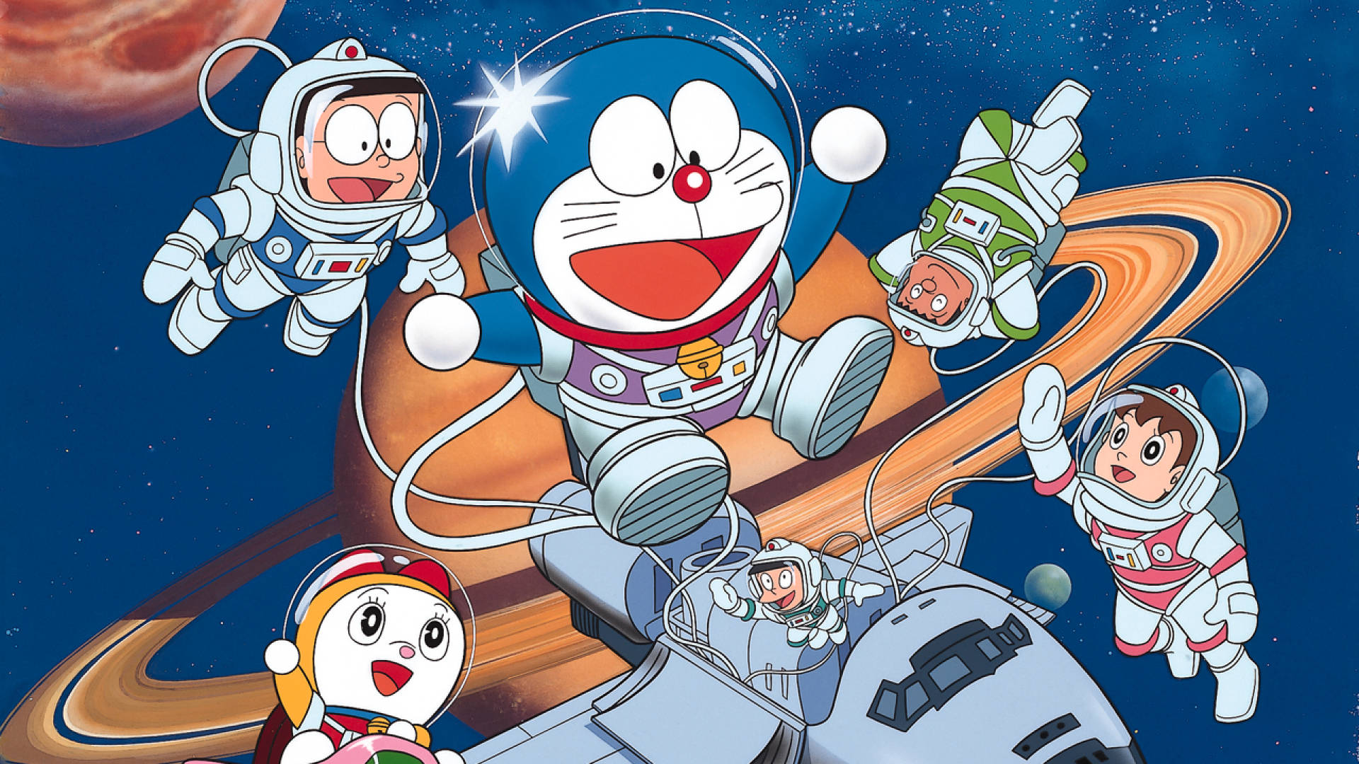 Doraemon 桌布 壁紙 — 哆啦A夢和朋友們穿著太空衣，在一個帶有光環的土星狀行星和一個紅色行星附近快樂地漂浮。