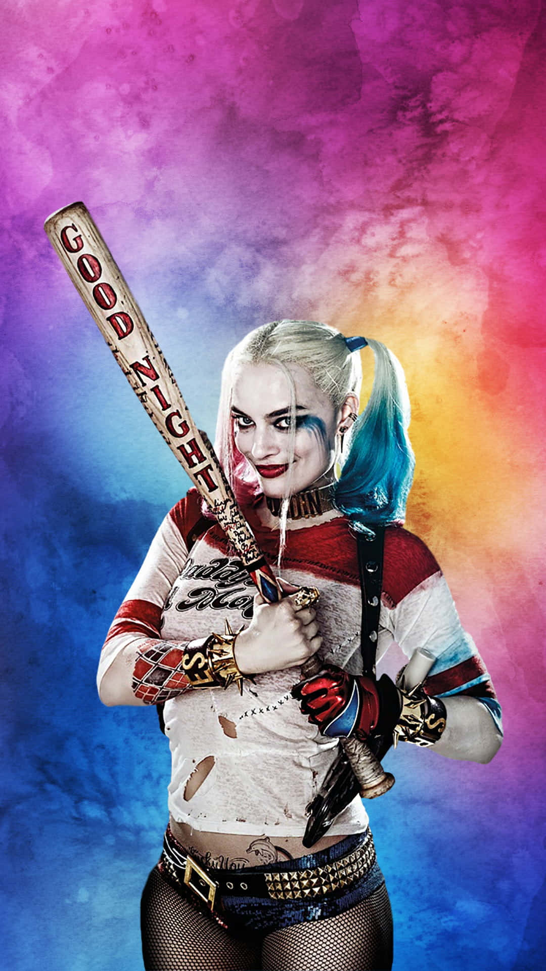 Harley Quinn Baseball Bat 桌布 壁紙 — 哈莉·奎茵在紫色、粉紅色和藍色的鮮豔漸變背景前揮舞棒球棍。