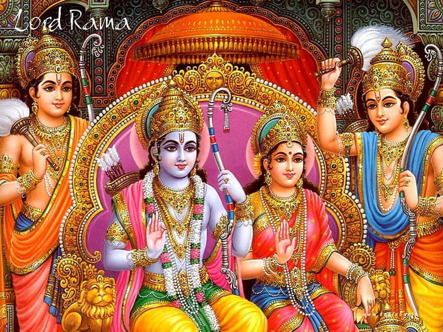 jai shri ram 桌布 壁紙 — 四位神聖人物戴著華麗的金冠和色彩繽紛的長袍，在裝飾華麗的寺廟環境中莊嚴地坐在紅色天篷下。